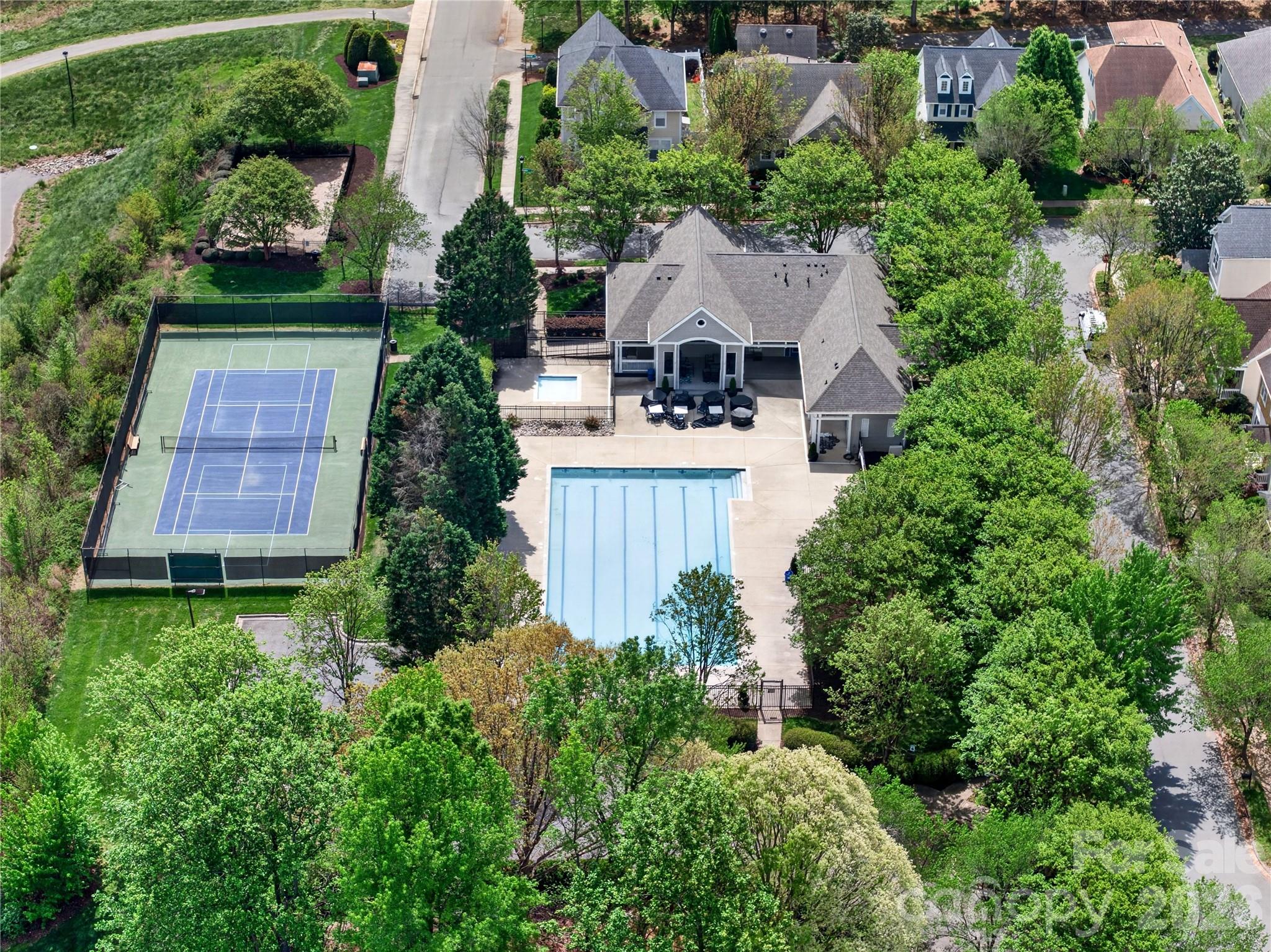 15817 Trenton Place Road — Huntersville