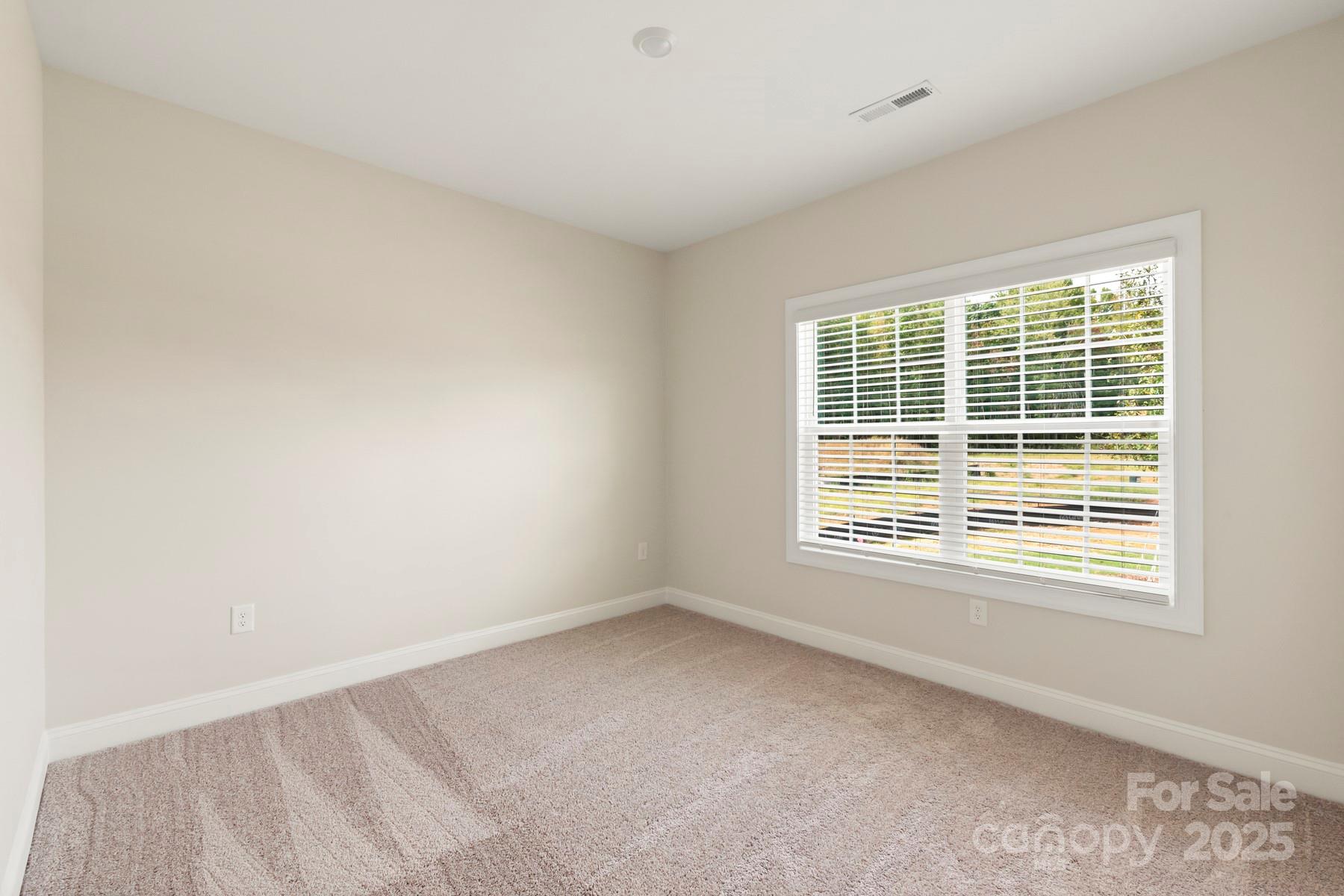 125 Colonial Reserve Avenue — Troutman