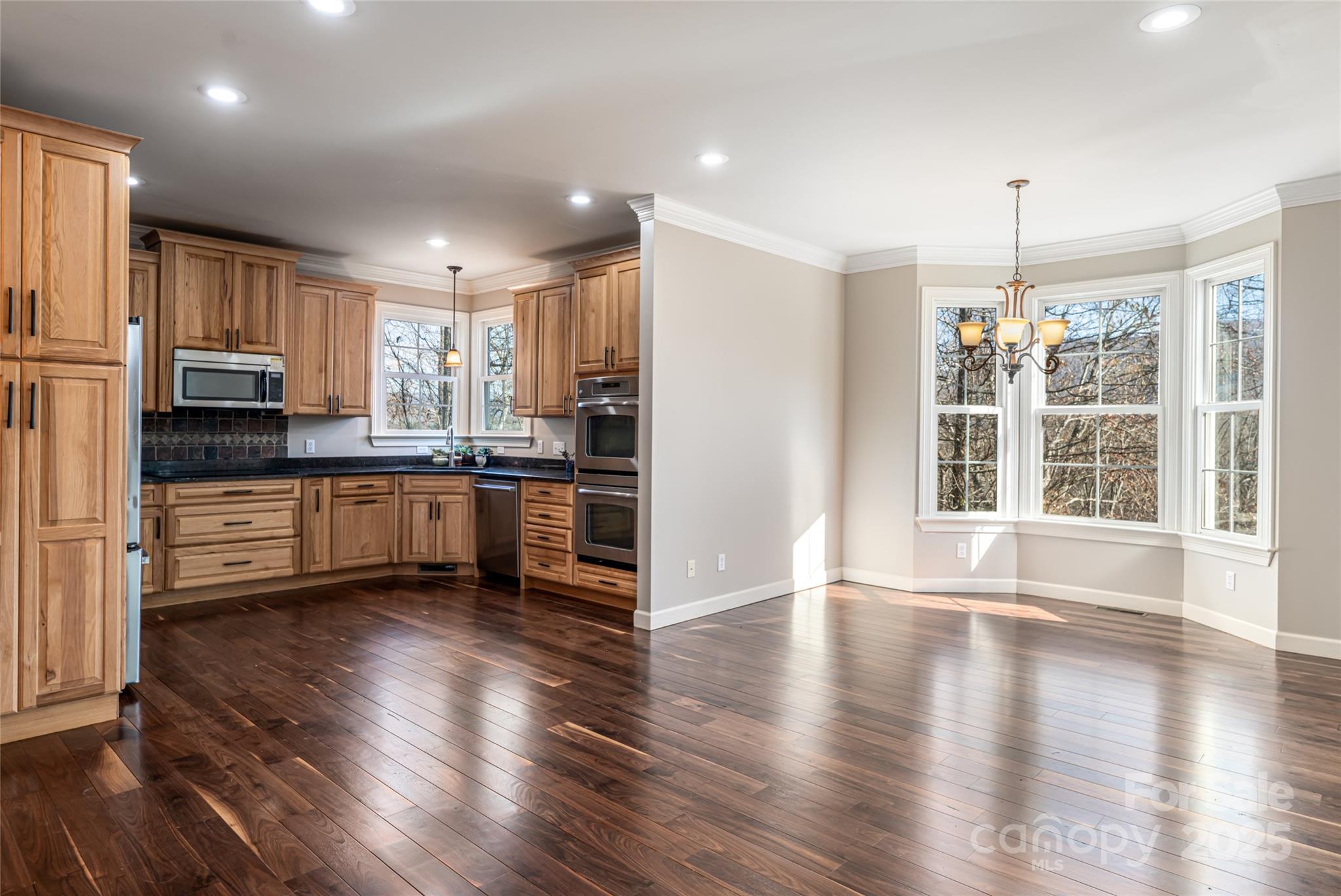 98 Sovereign Lane — Fairview