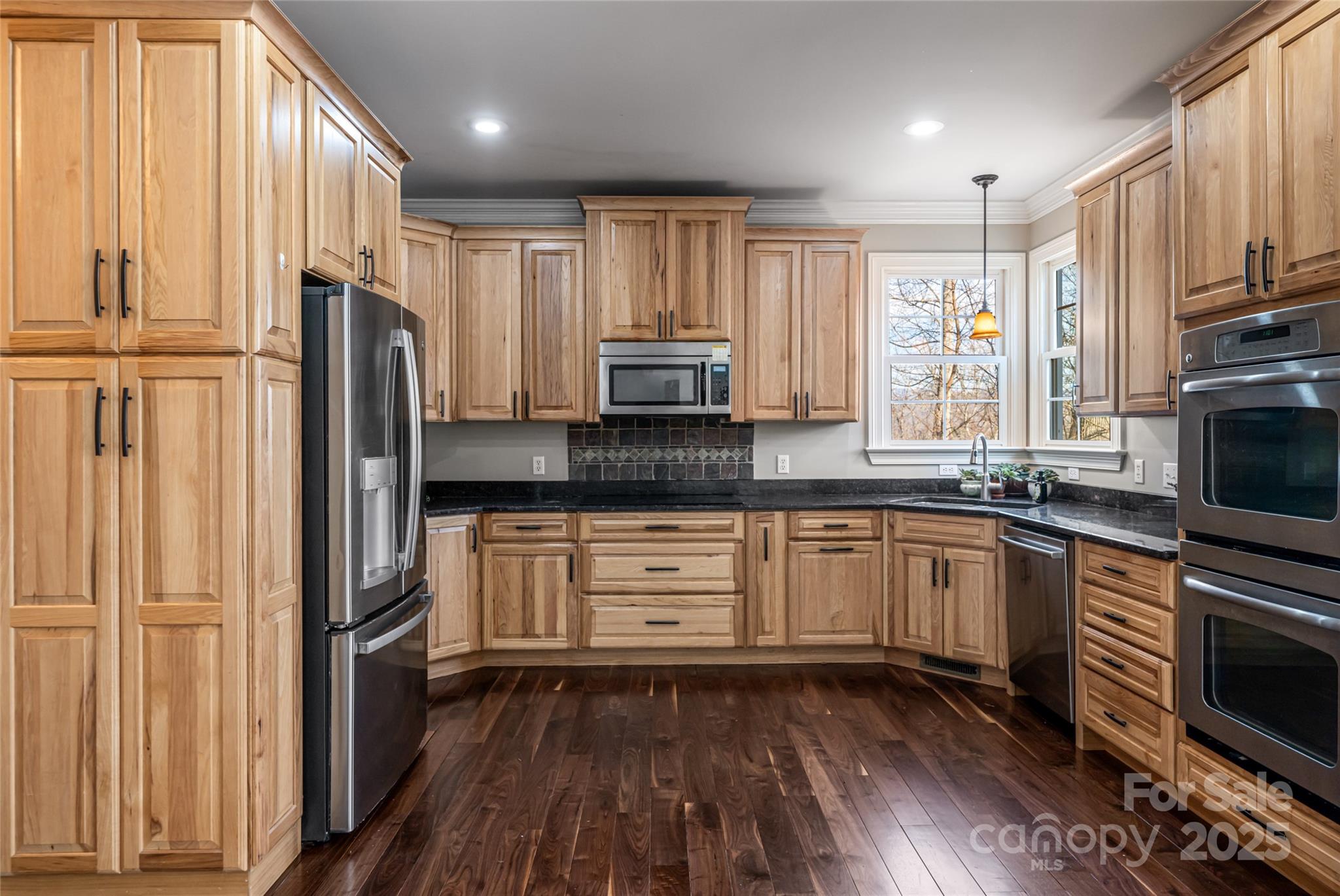 98 Sovereign Lane — Fairview