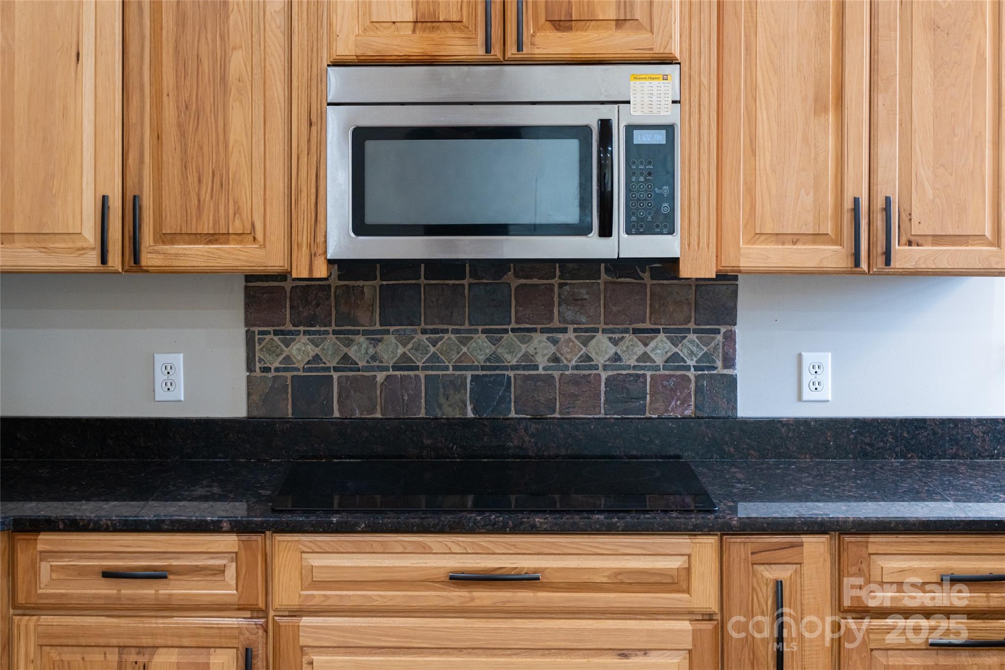98 Sovereign Lane — Fairview