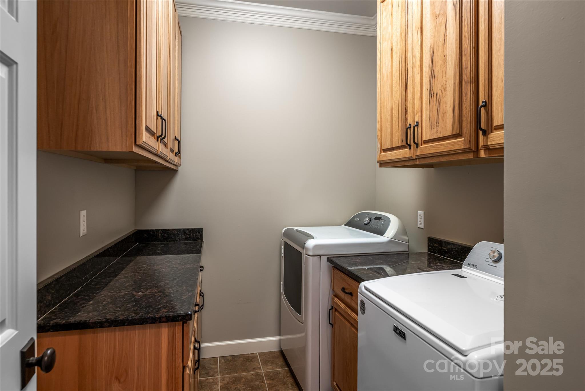 98 Sovereign Lane — Fairview