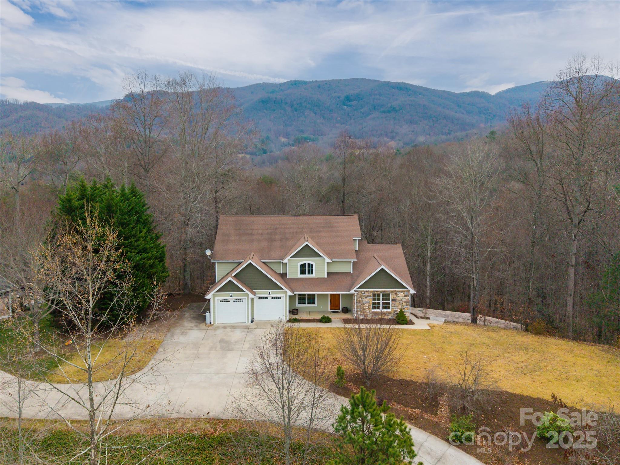 98 Sovereign Lane — Fairview