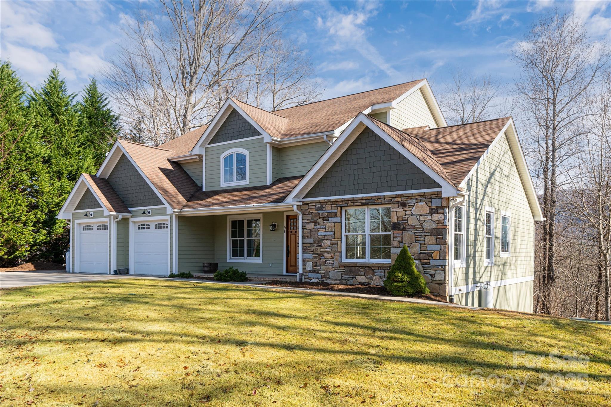 98 Sovereign Lane — Fairview