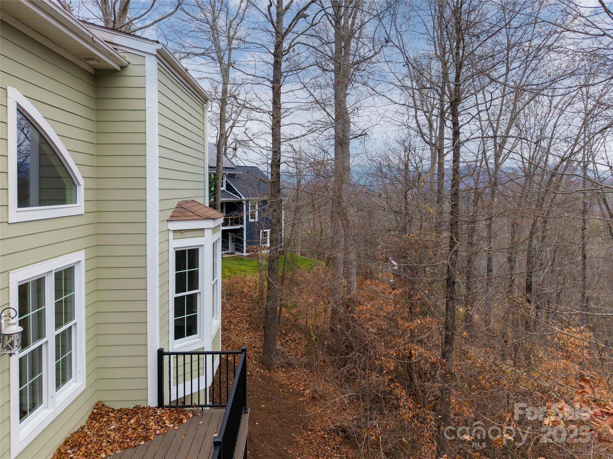 98 Sovereign Lane — Fairview
