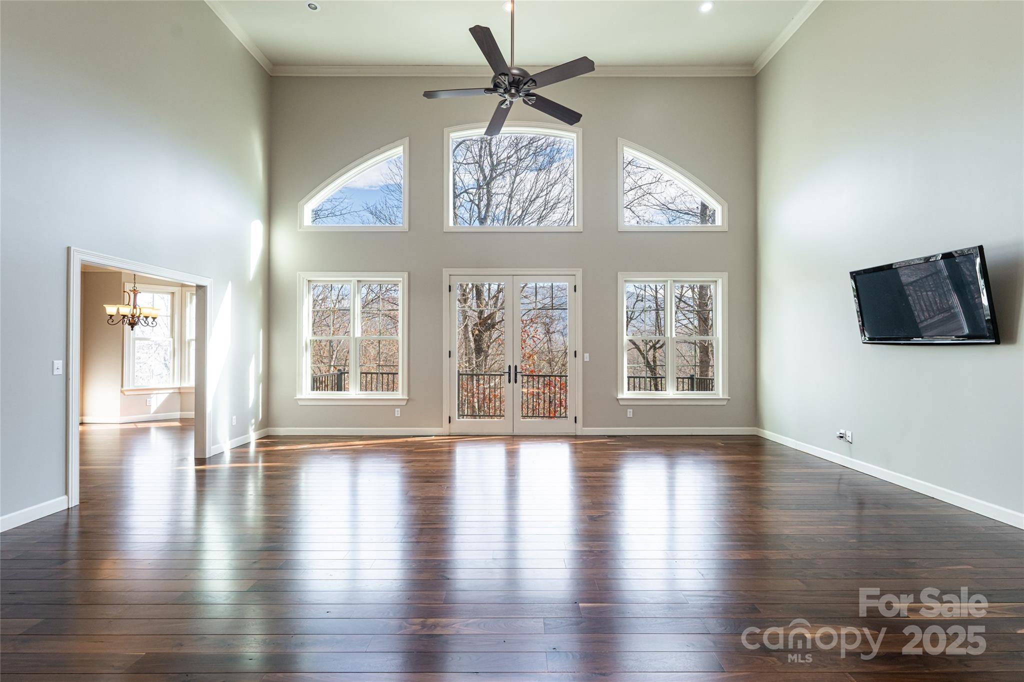 98 Sovereign Lane — Fairview