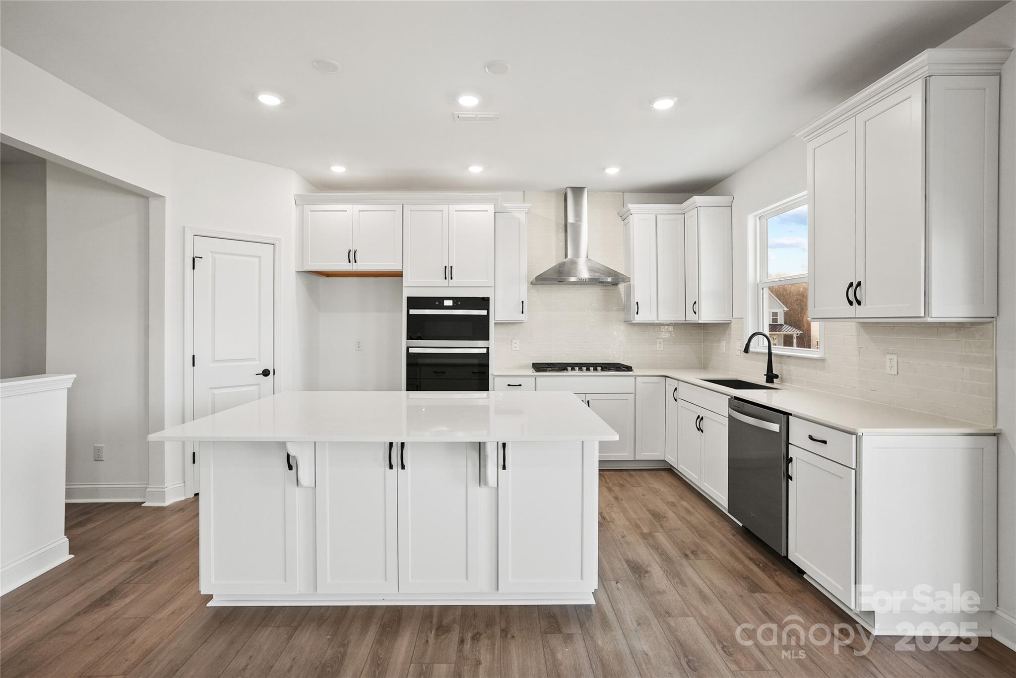 1007 High Bluff Point SE — Waxhaw