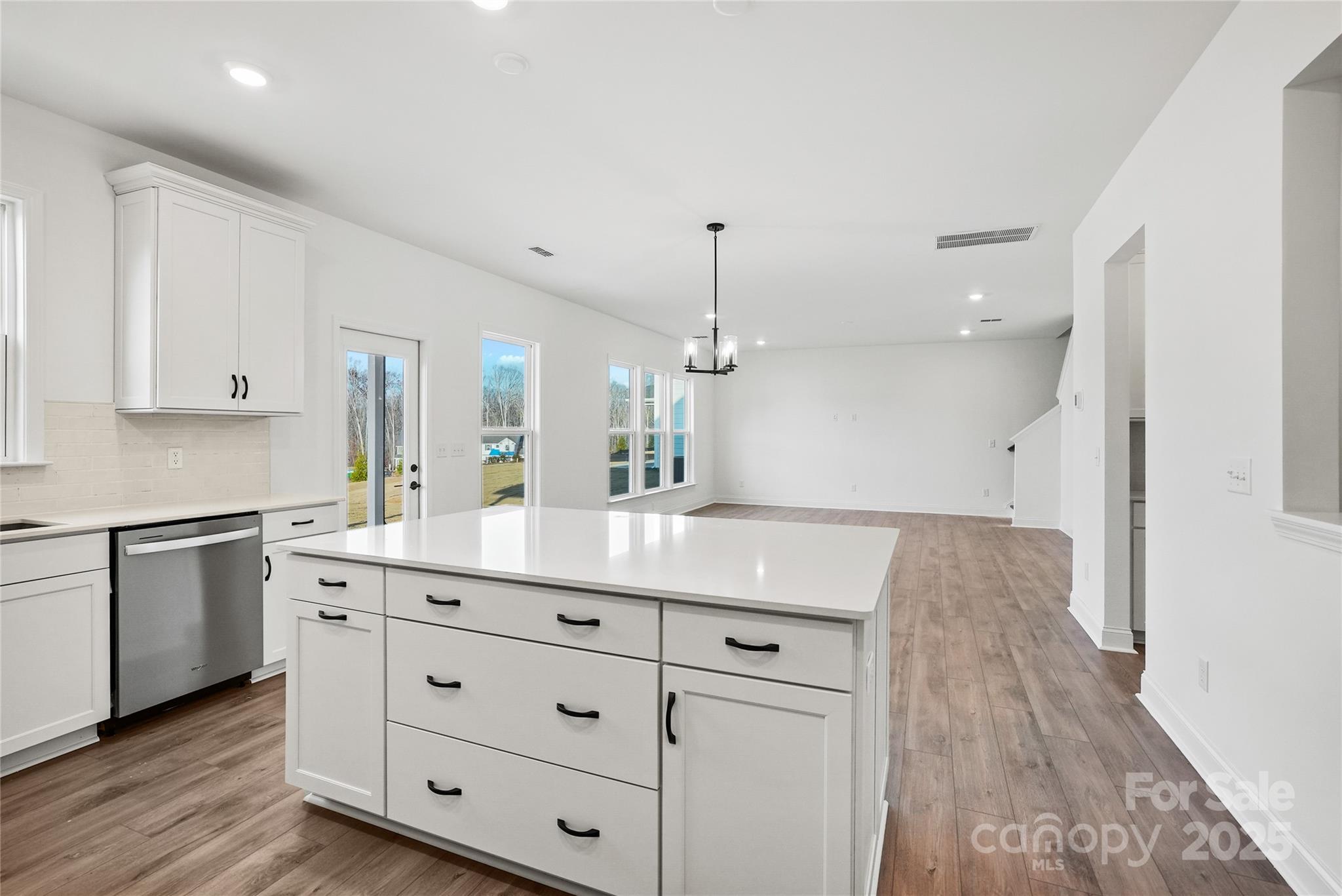 1007 High Bluff Point SE — Waxhaw