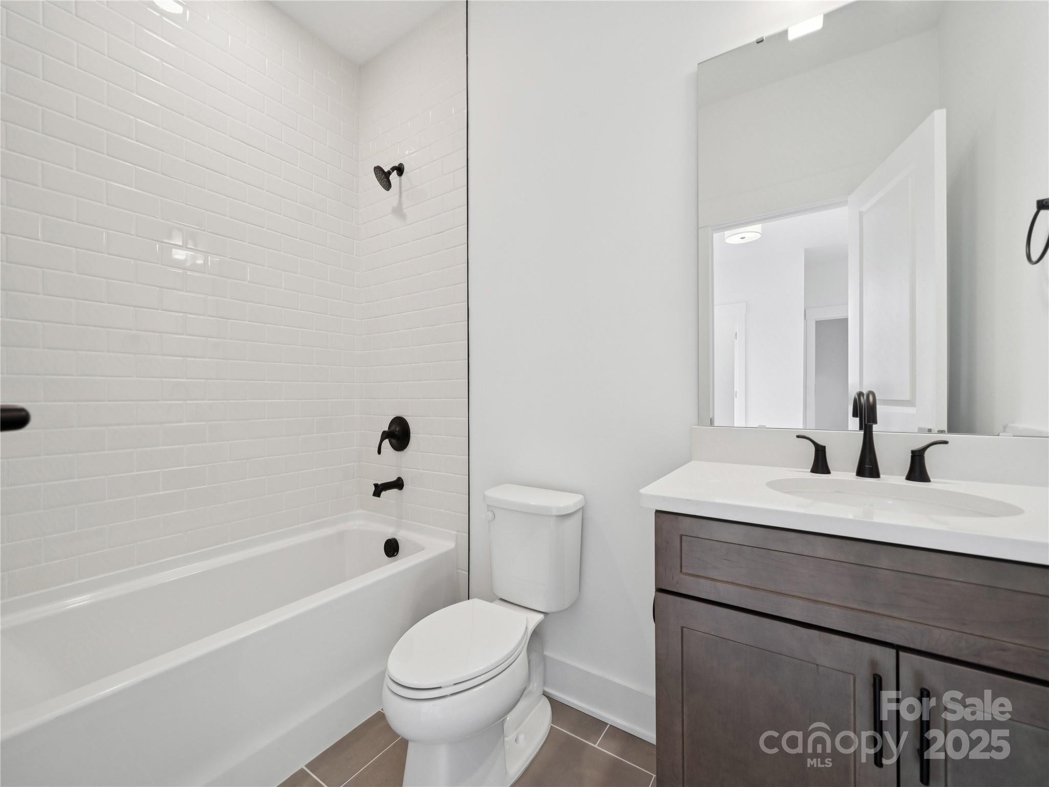 5107 Mint Harbor Way #409 — Charlotte