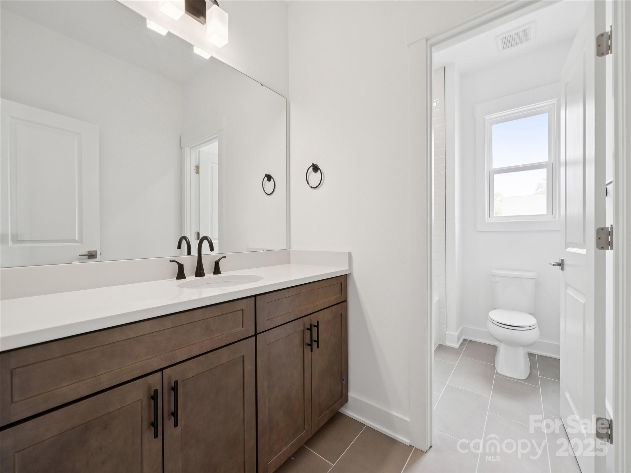 5107 Mint Harbor Way #409 — Charlotte