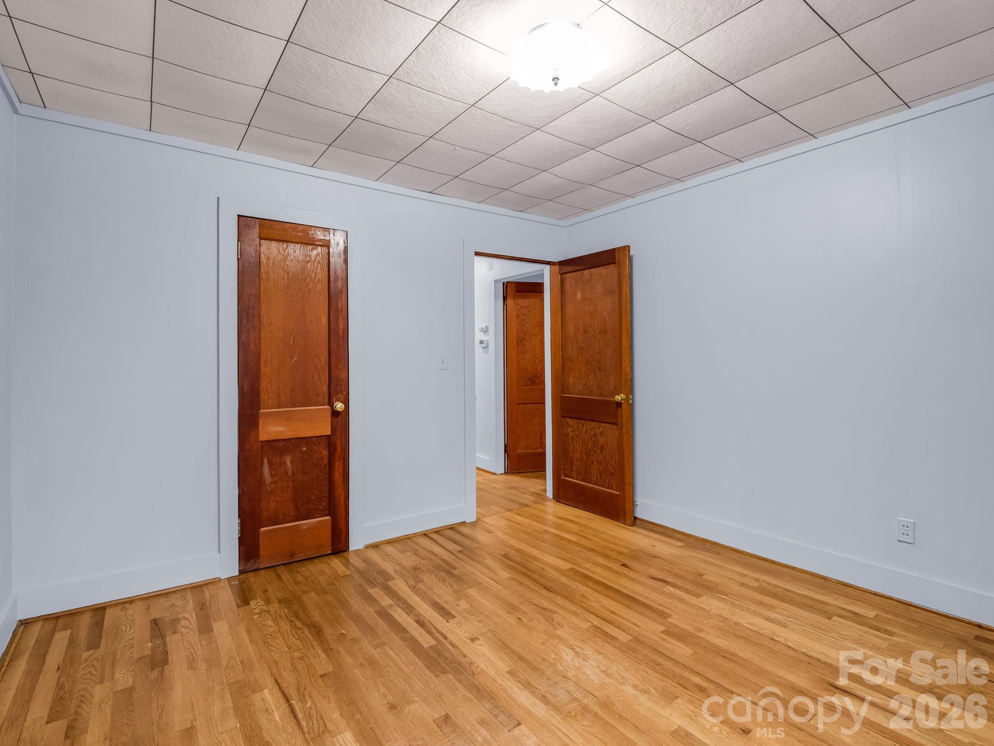 109 Wall Road — Tryon