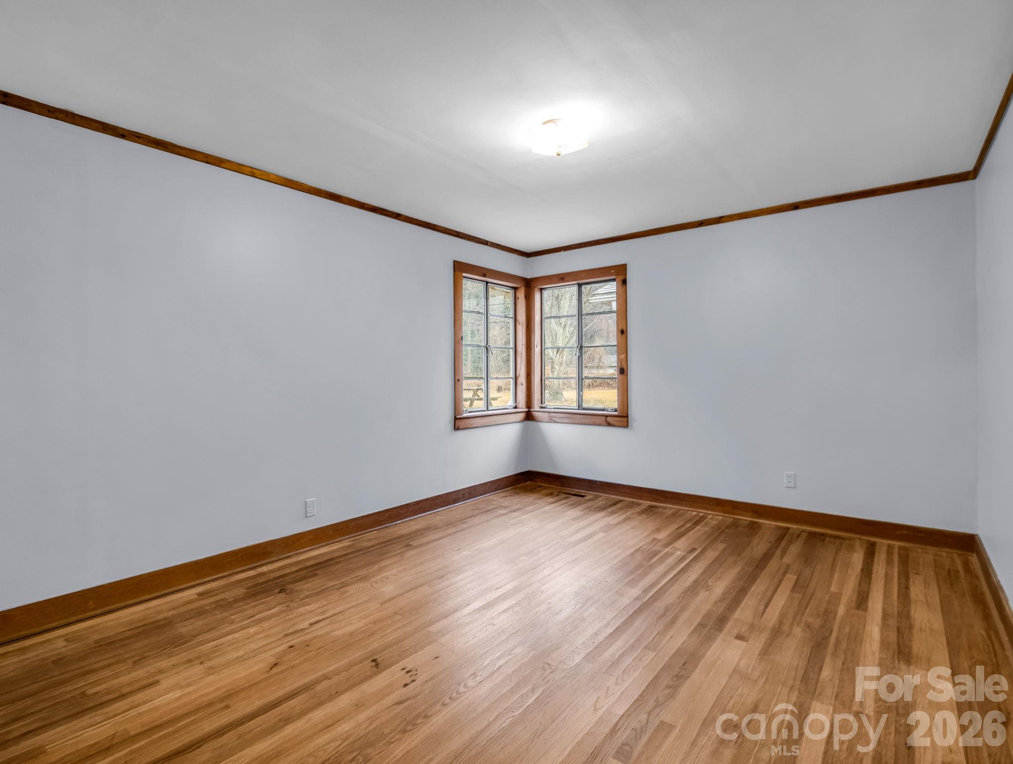 109 Wall Road — Tryon