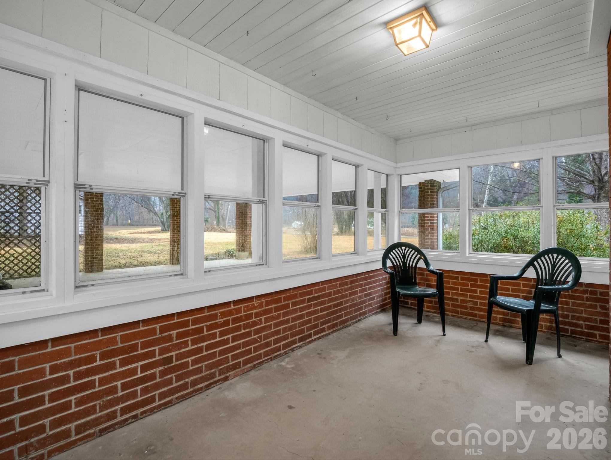 109 Wall Road — Tryon