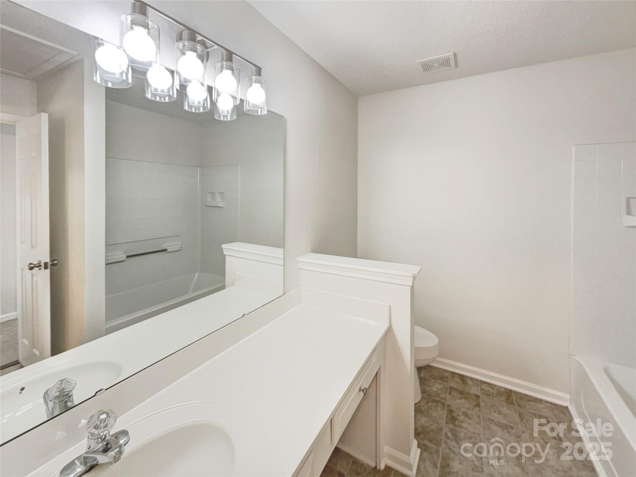 9028 Four Mile Creek Road — Charlotte