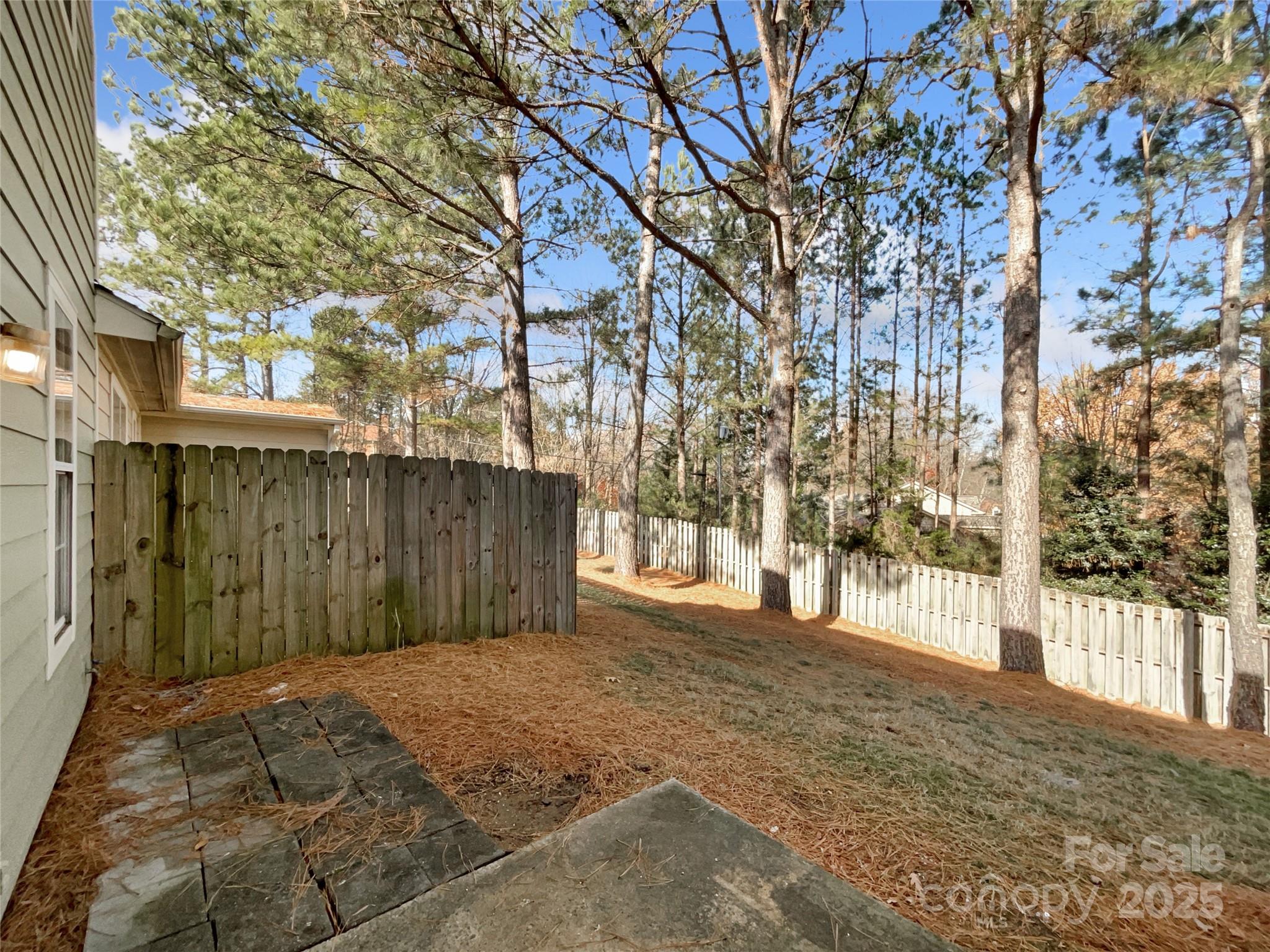 9028 Four Mile Creek Road — Charlotte