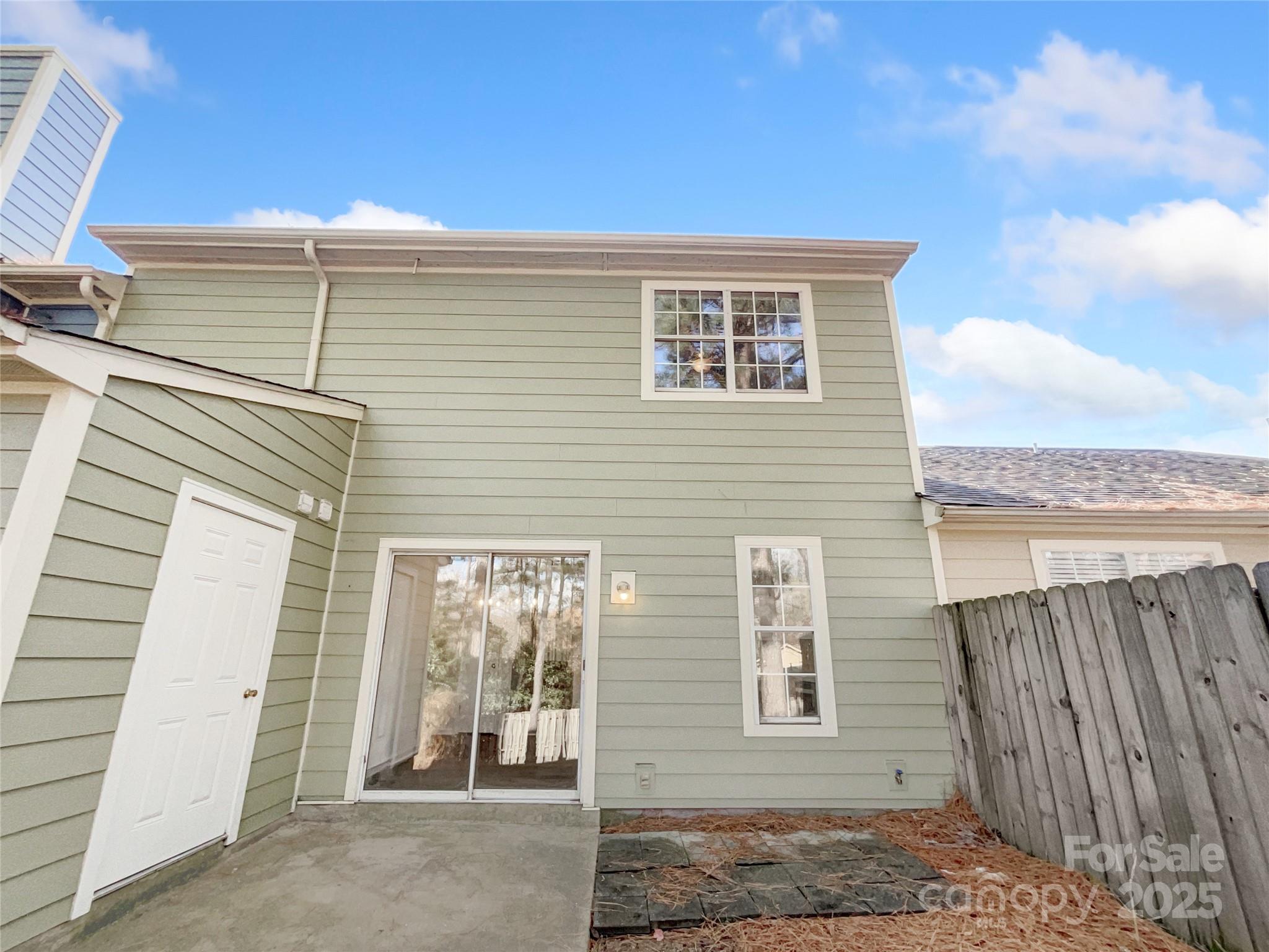 9028 Four Mile Creek Road — Charlotte