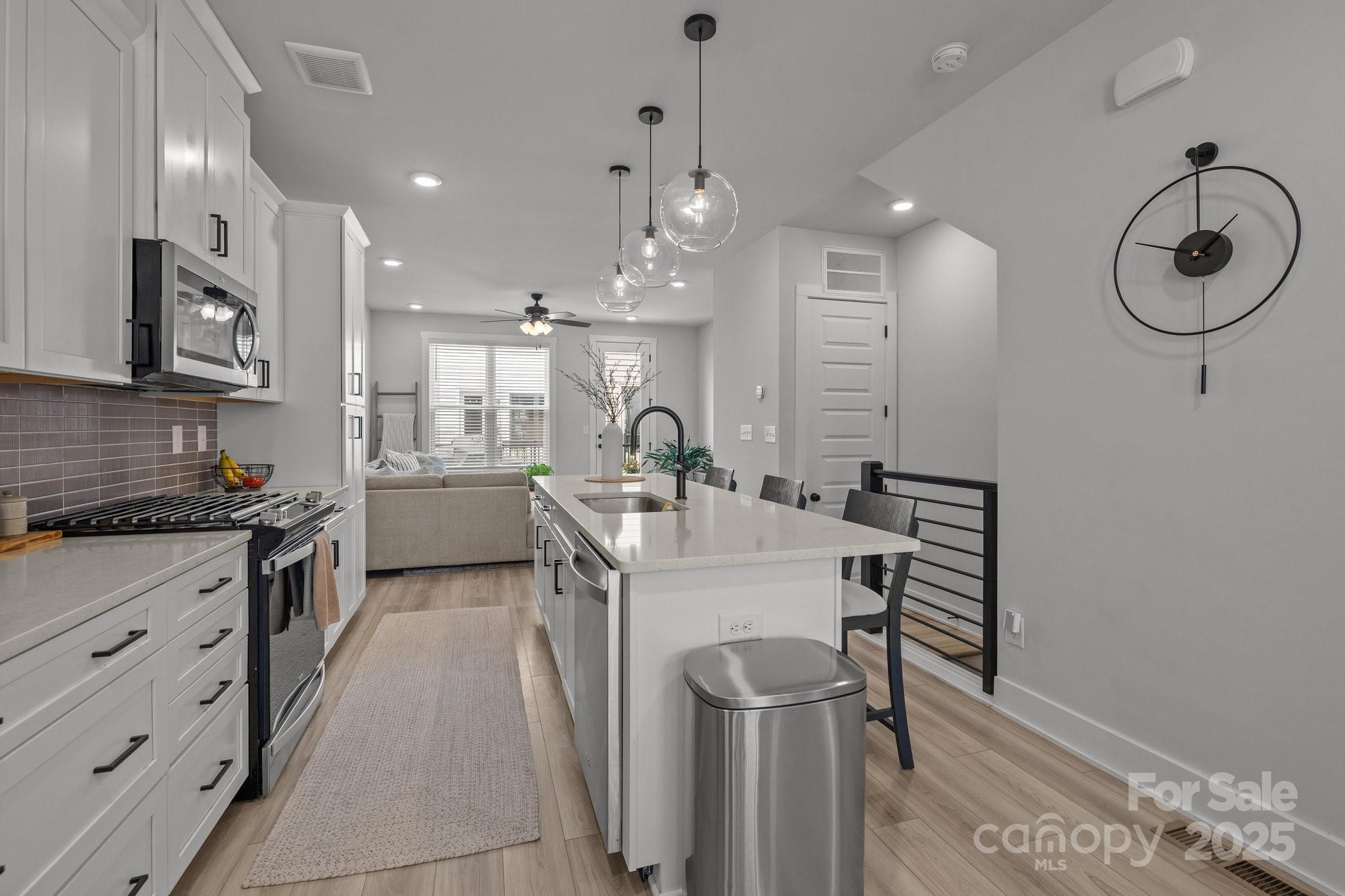 5006 Tiny Lane — Charlotte