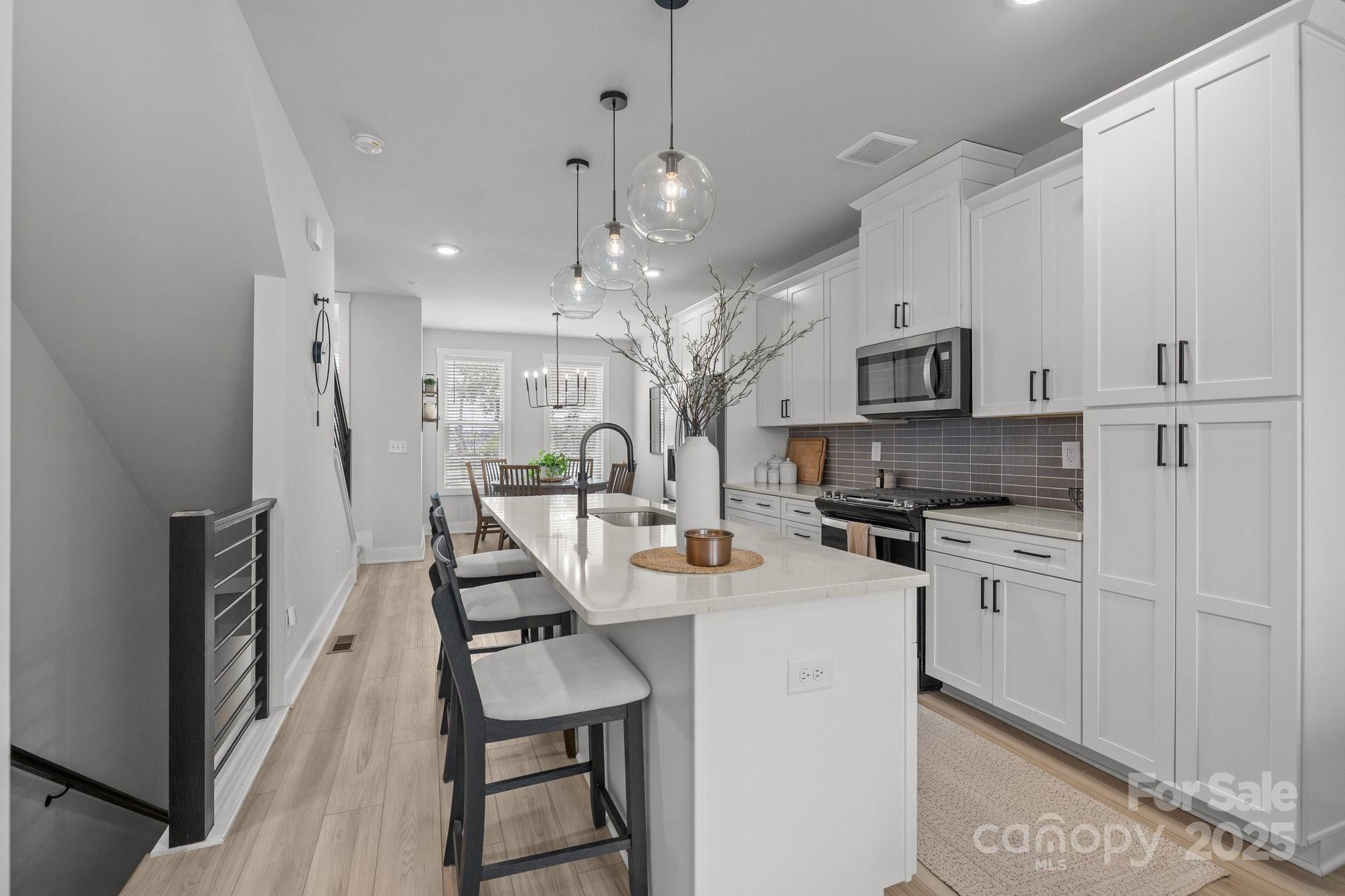 5006 Tiny Lane — Charlotte
