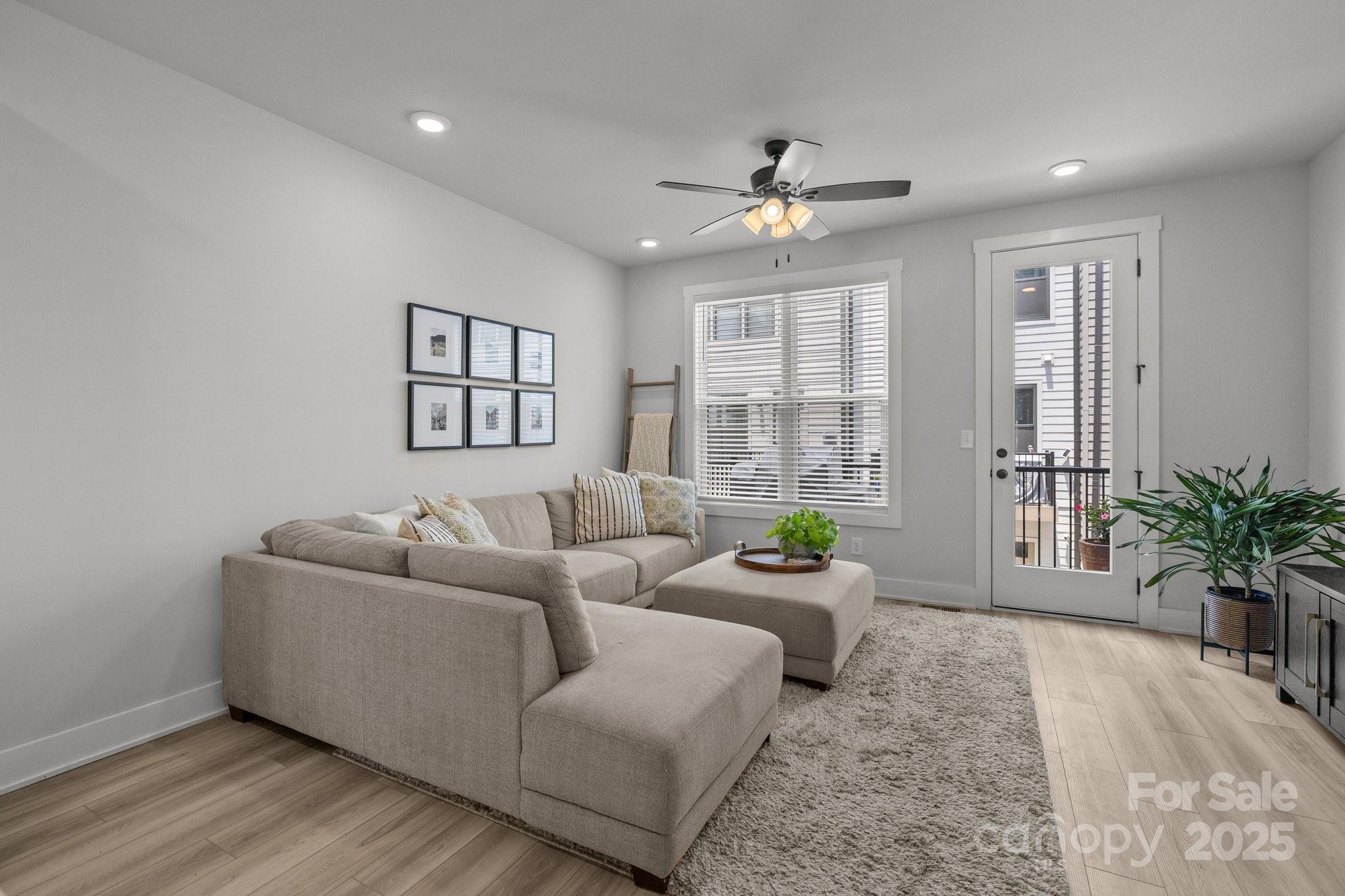 5006 Tiny Lane — Charlotte