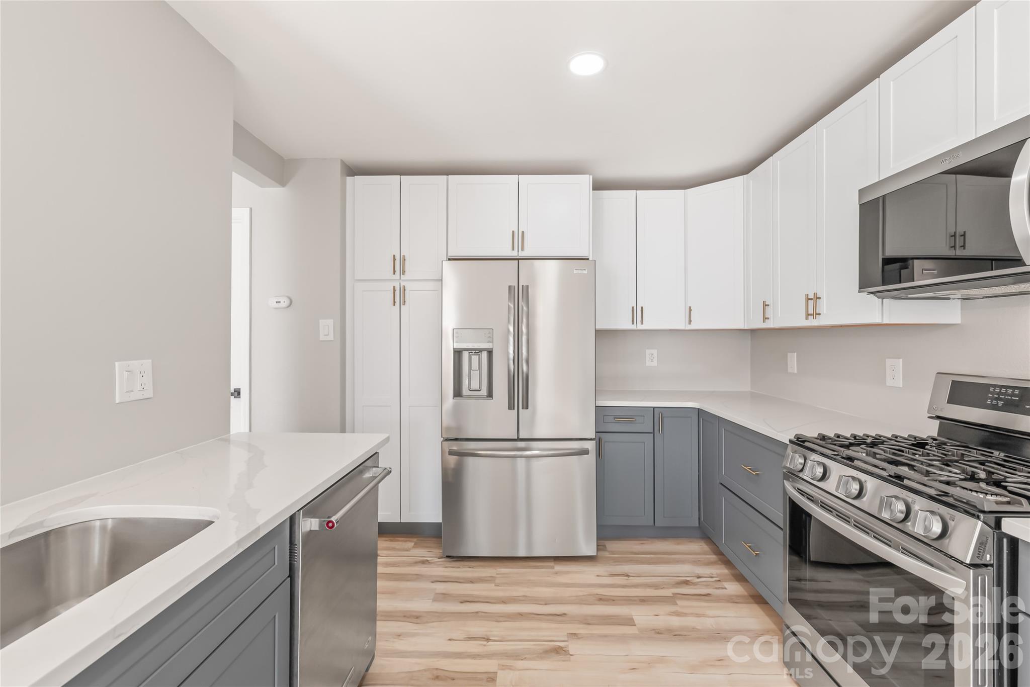 1114 Fenwick Court — Clover