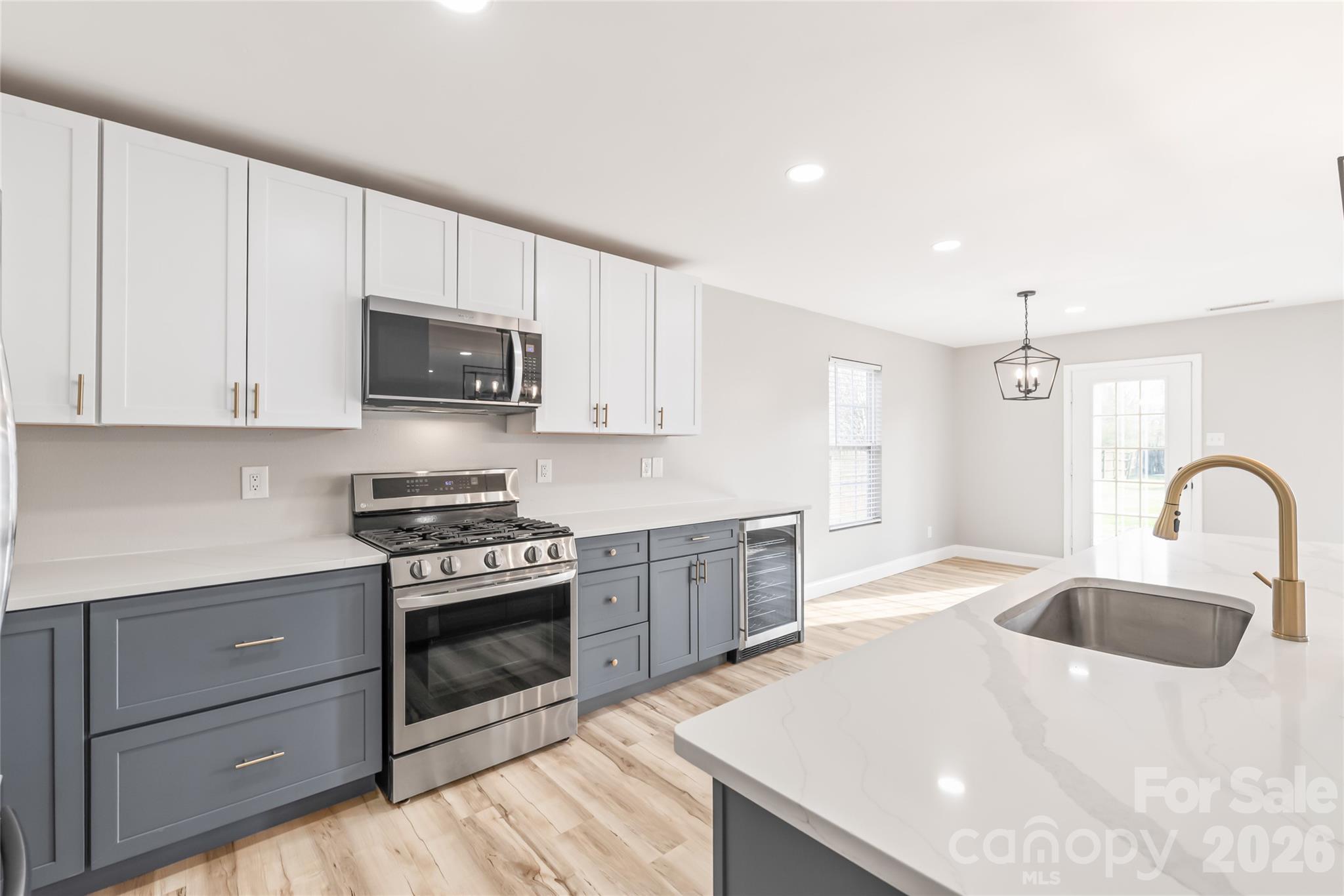 1114 Fenwick Court — Clover