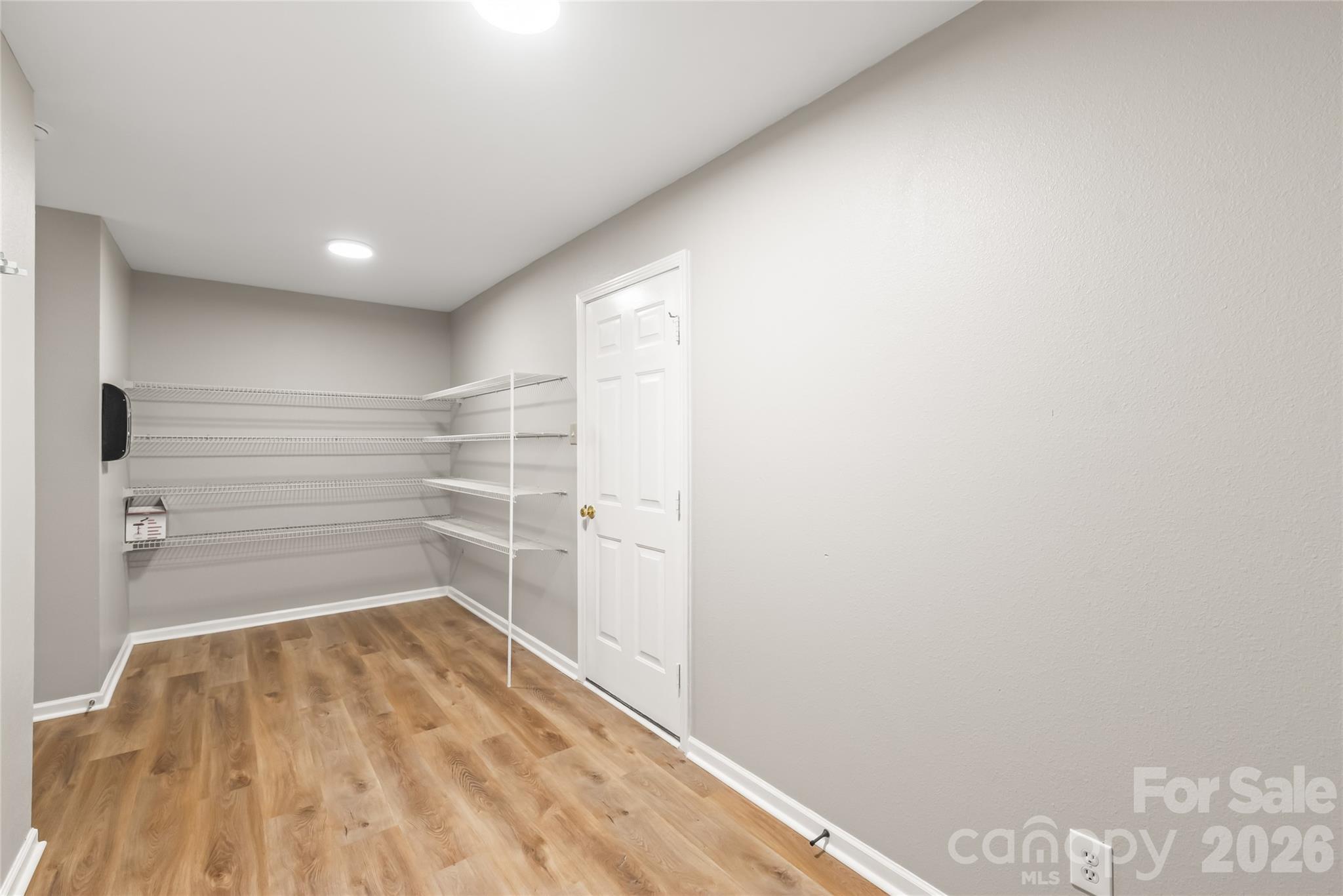 1114 Fenwick Court — Clover