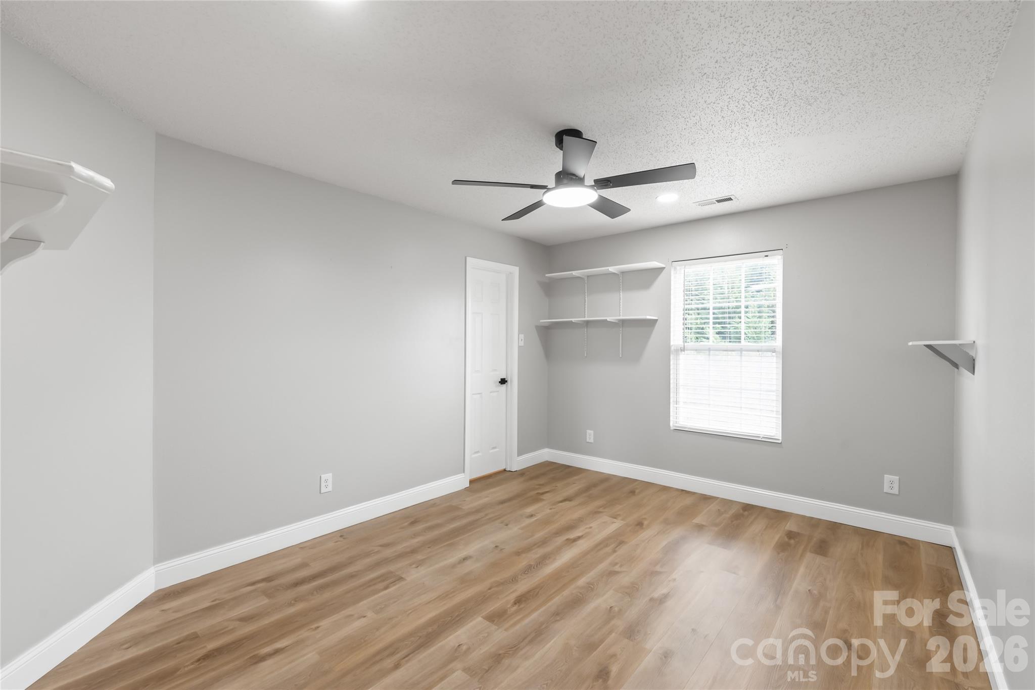 1114 Fenwick Court — Clover