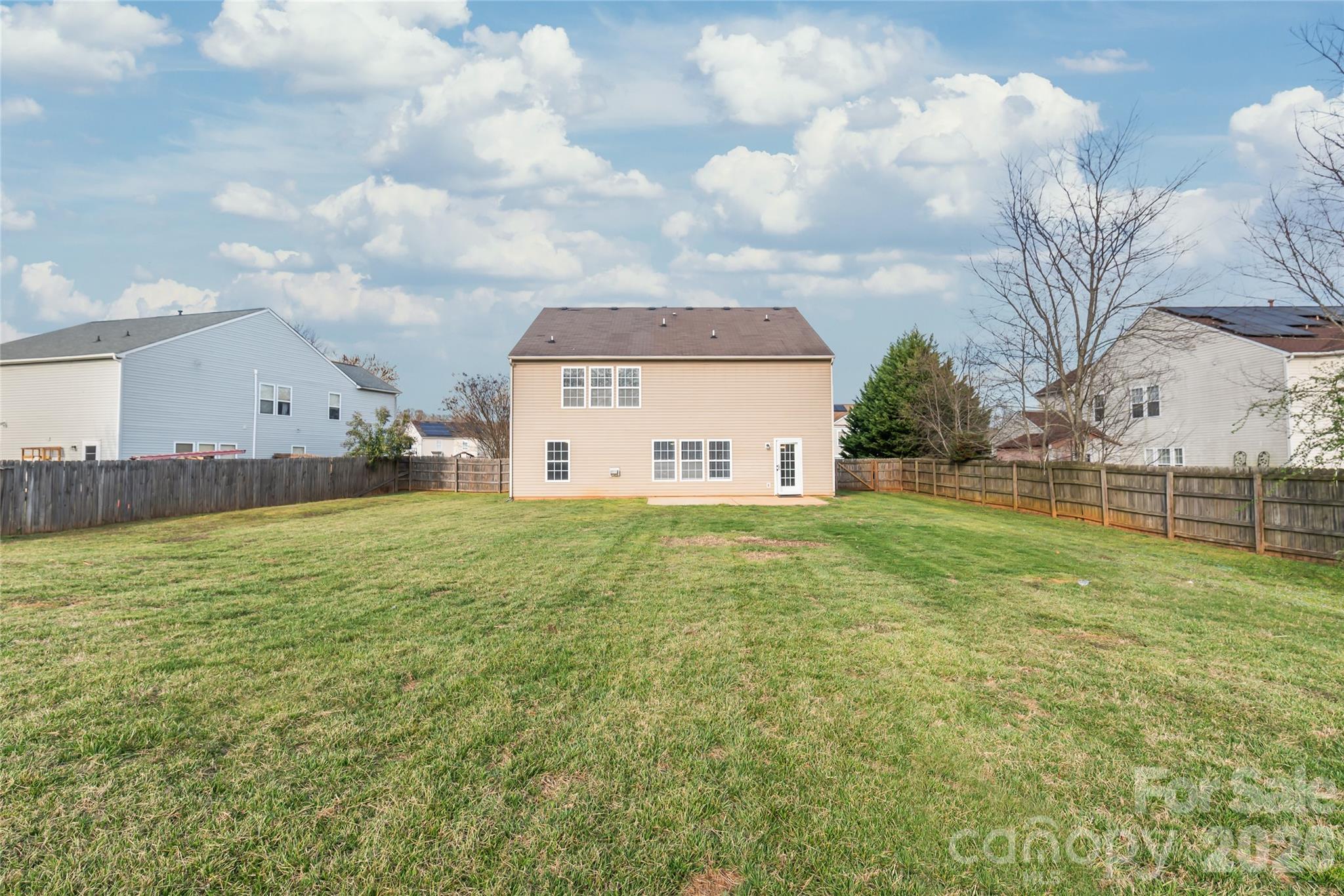 1114 Fenwick Court — Clover
