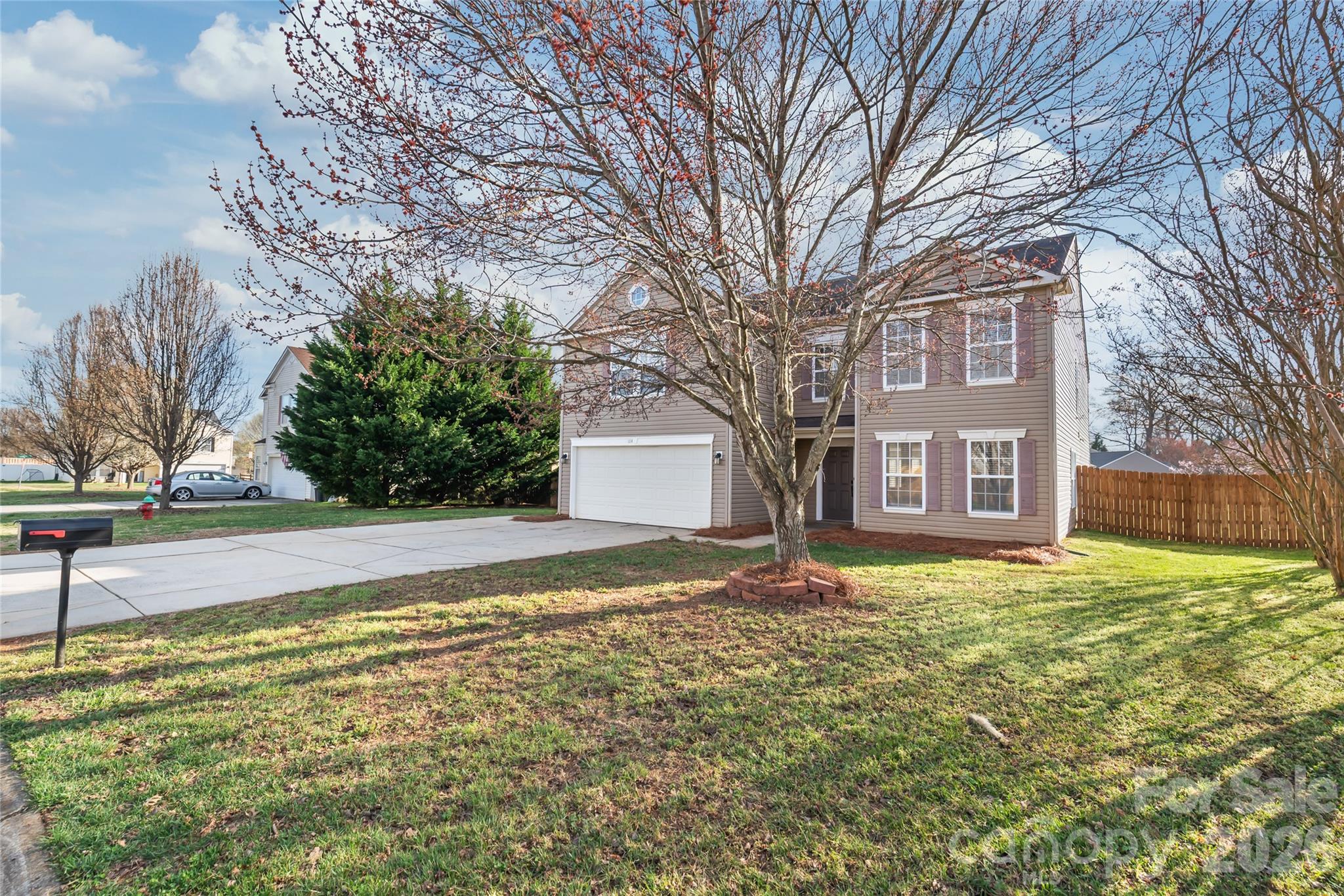1114 Fenwick Court — Clover