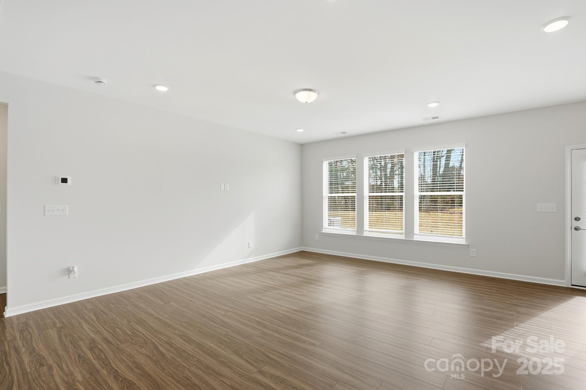 119 S Dunlavin Way — Mooresville