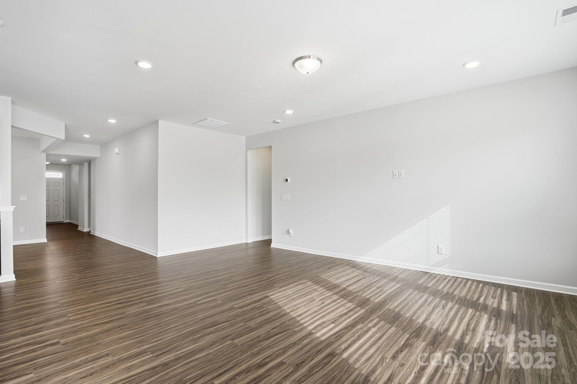 119 S Dunlavin Way — Mooresville