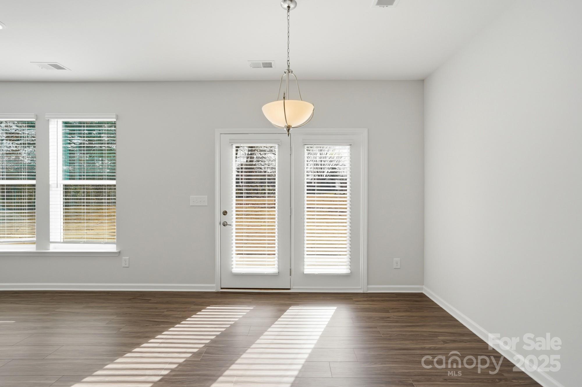 119 S Dunlavin Way — Mooresville