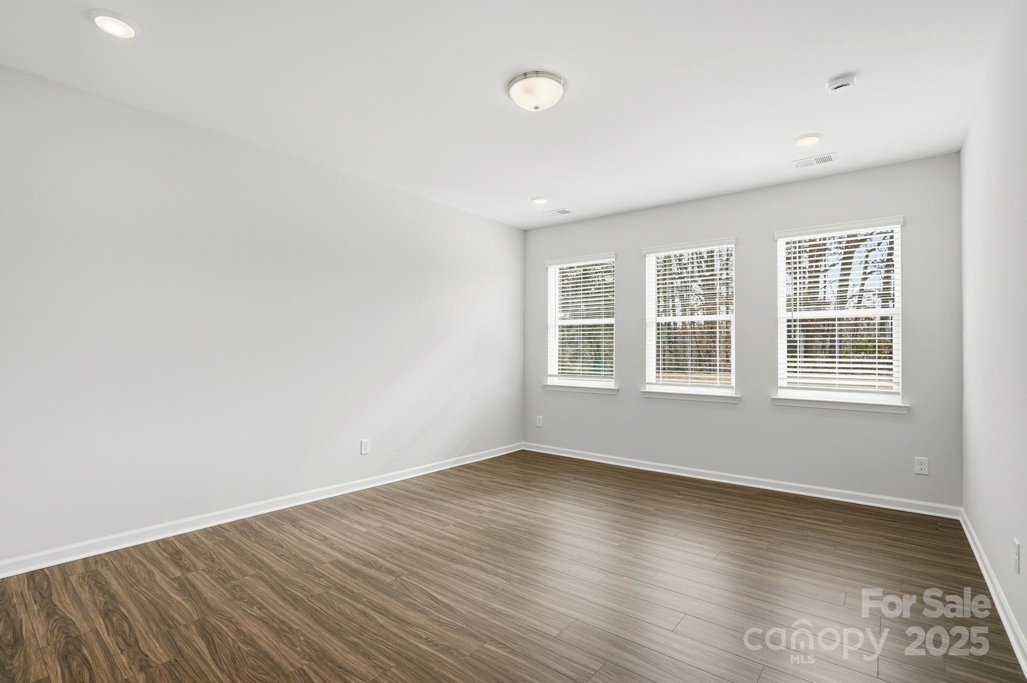 119 S Dunlavin Way — Mooresville