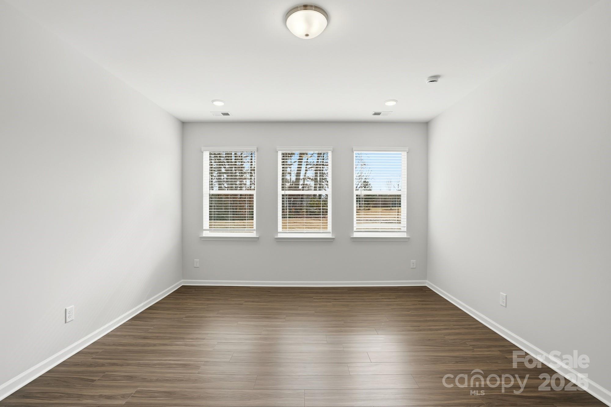 119 S Dunlavin Way — Mooresville