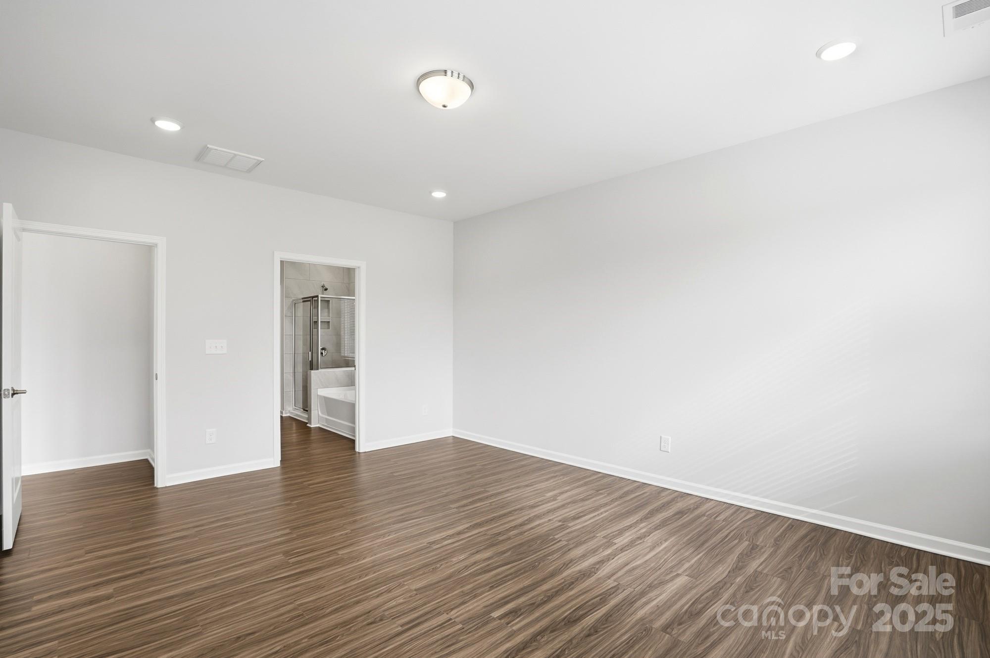 119 S Dunlavin Way — Mooresville