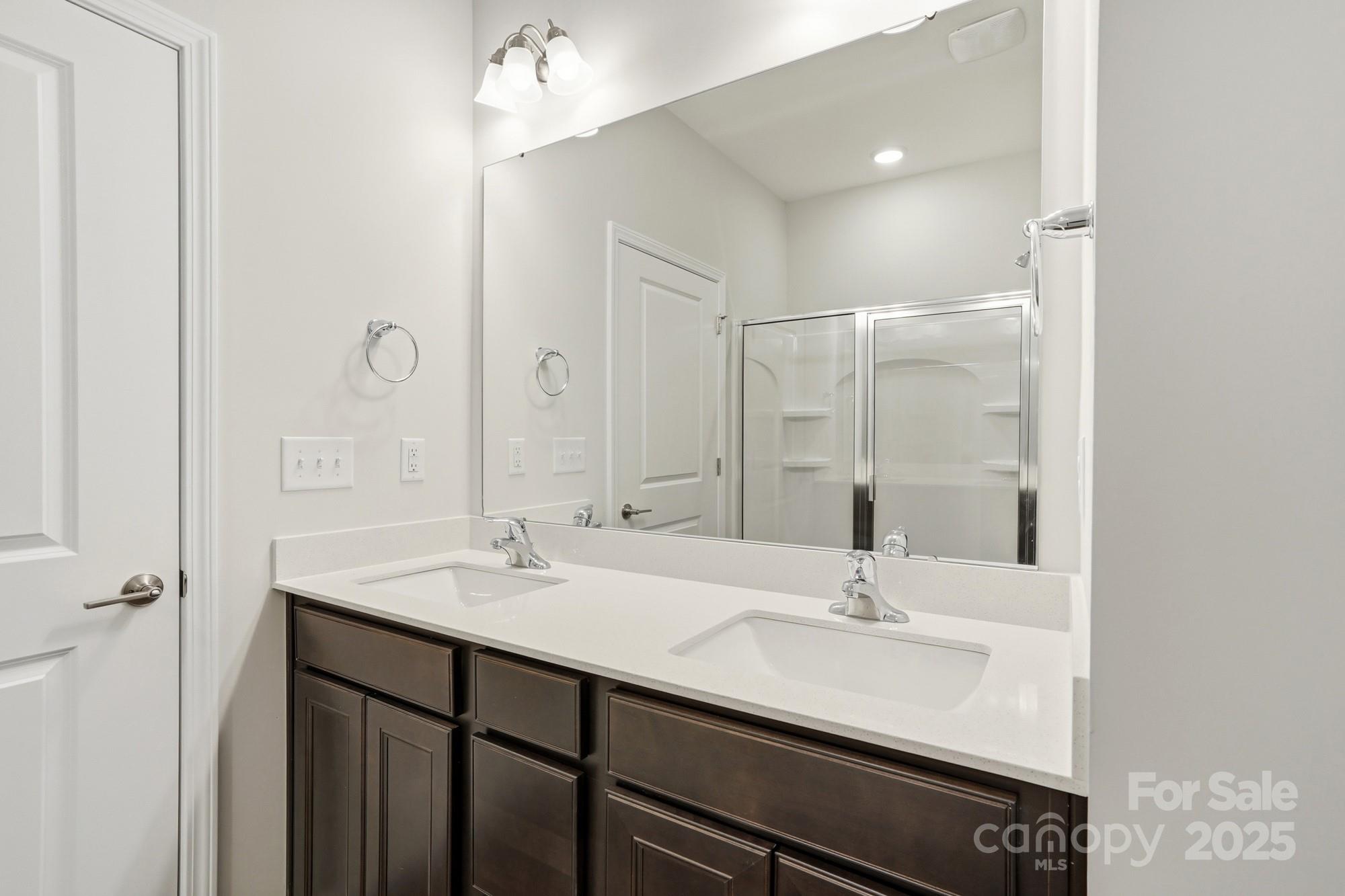 119 S Dunlavin Way — Mooresville