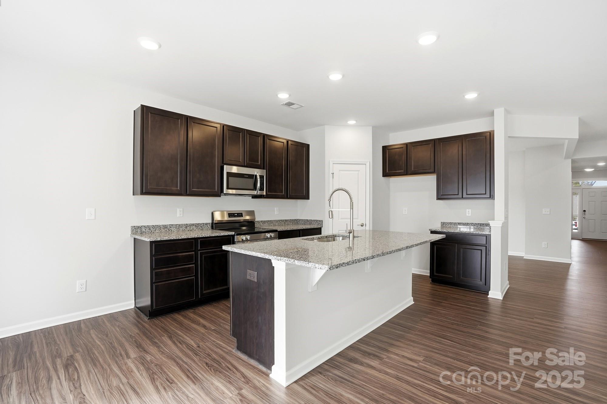 119 S Dunlavin Way — Mooresville