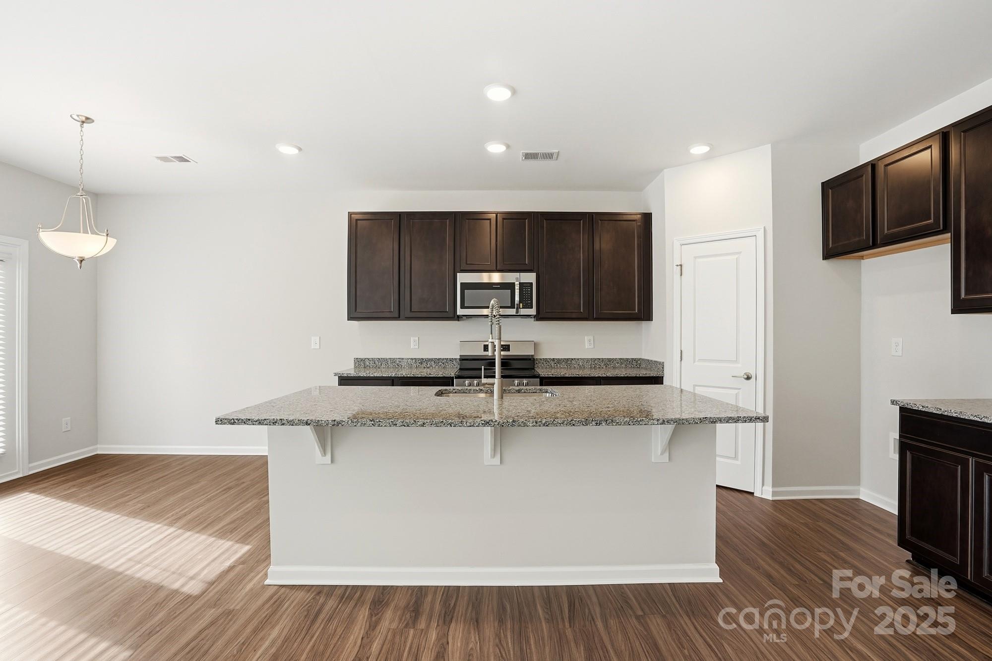 119 S Dunlavin Way — Mooresville