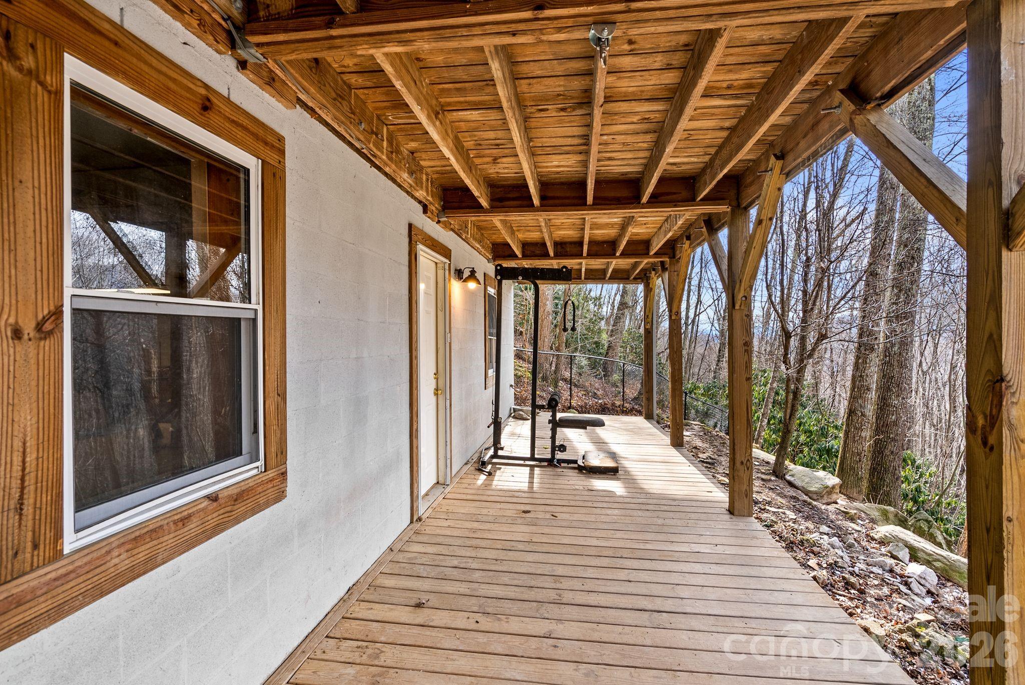 842 Grouse Road — Clyde
