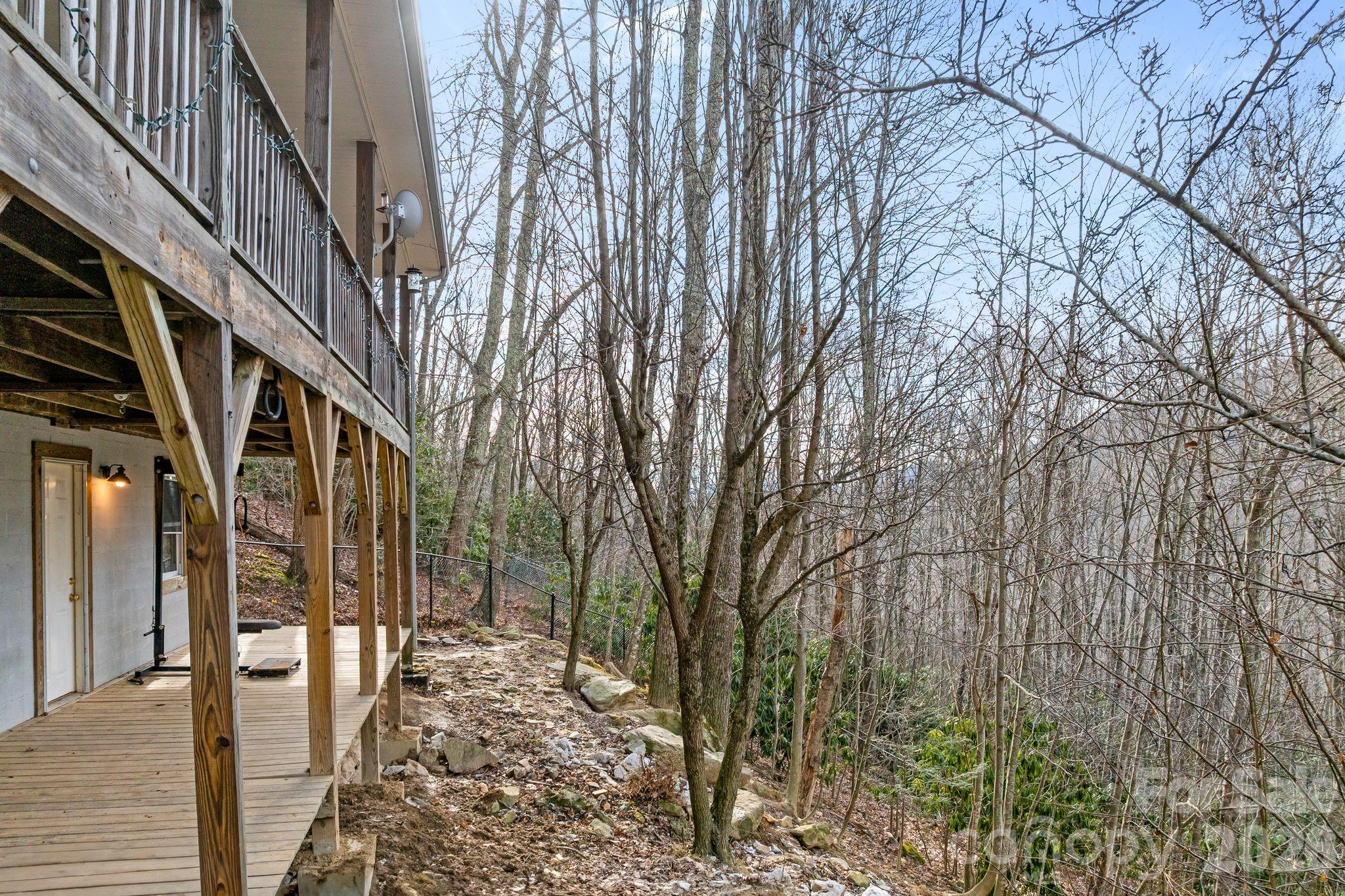 842 Grouse Road — Clyde
