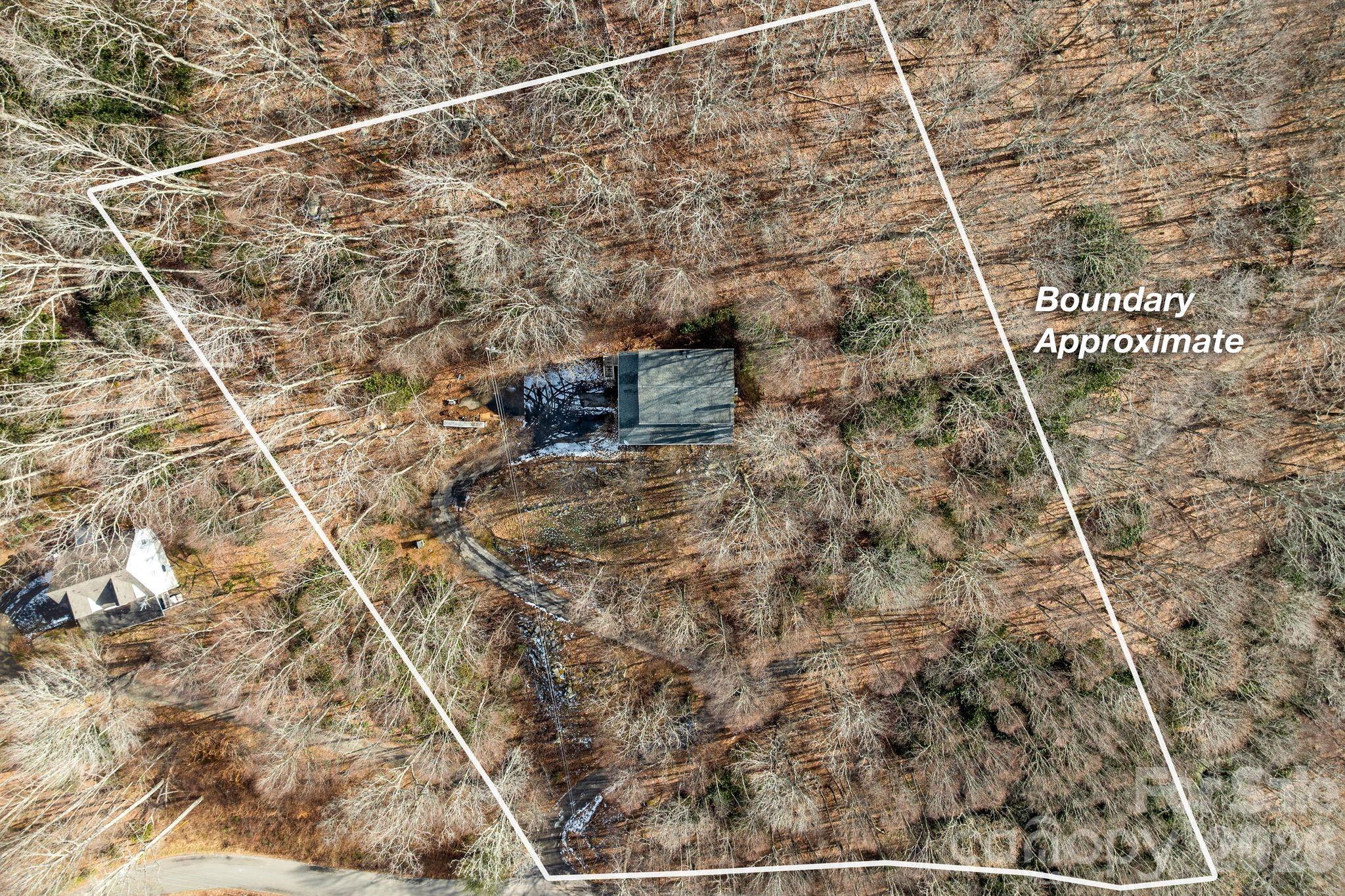 842 Grouse Road — Clyde