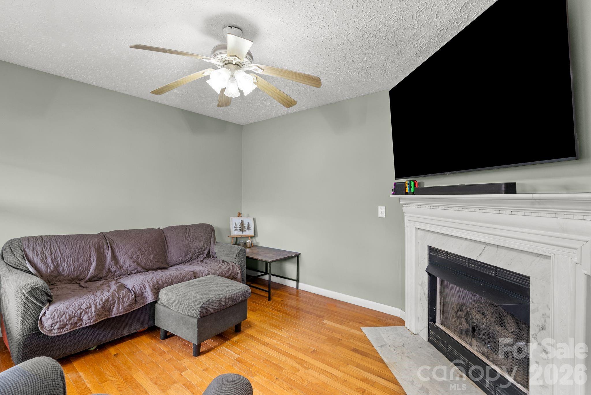 842 Grouse Road — Clyde