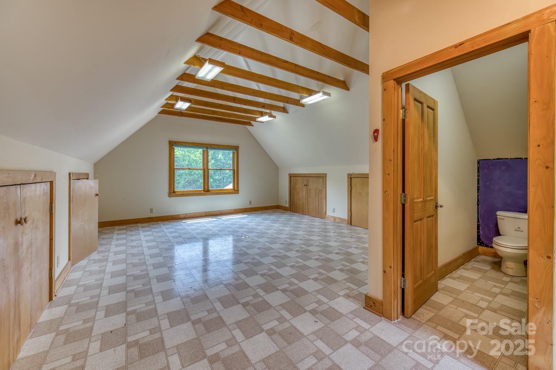 5023 Elk Park Highway — Elk Park
