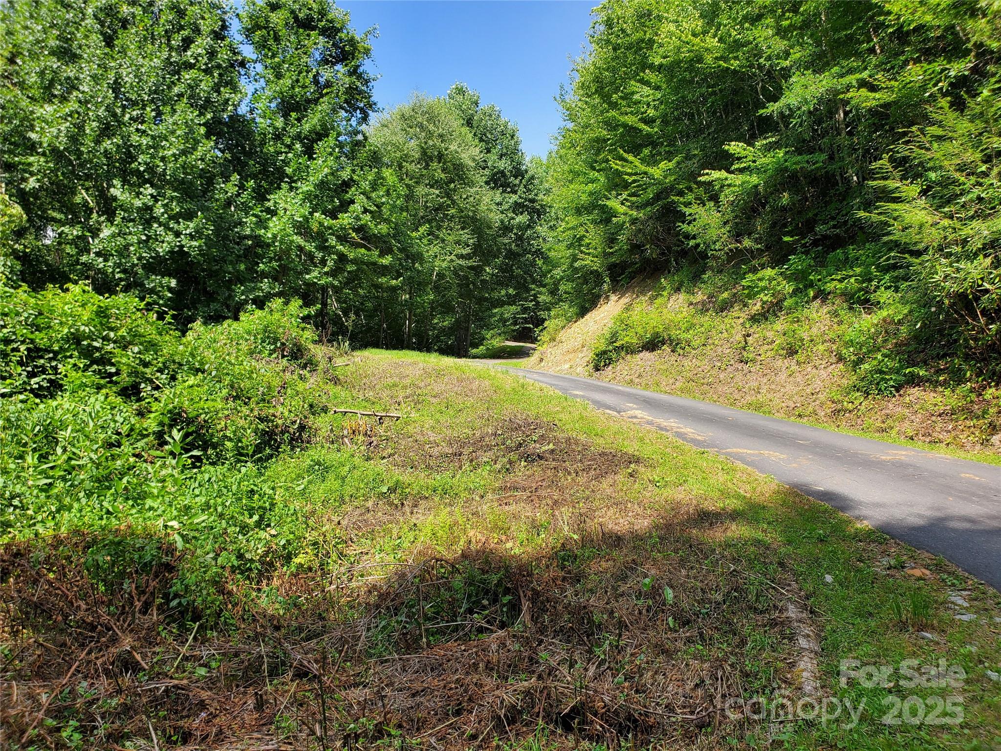 5023 Elk Park Highway — Elk Park