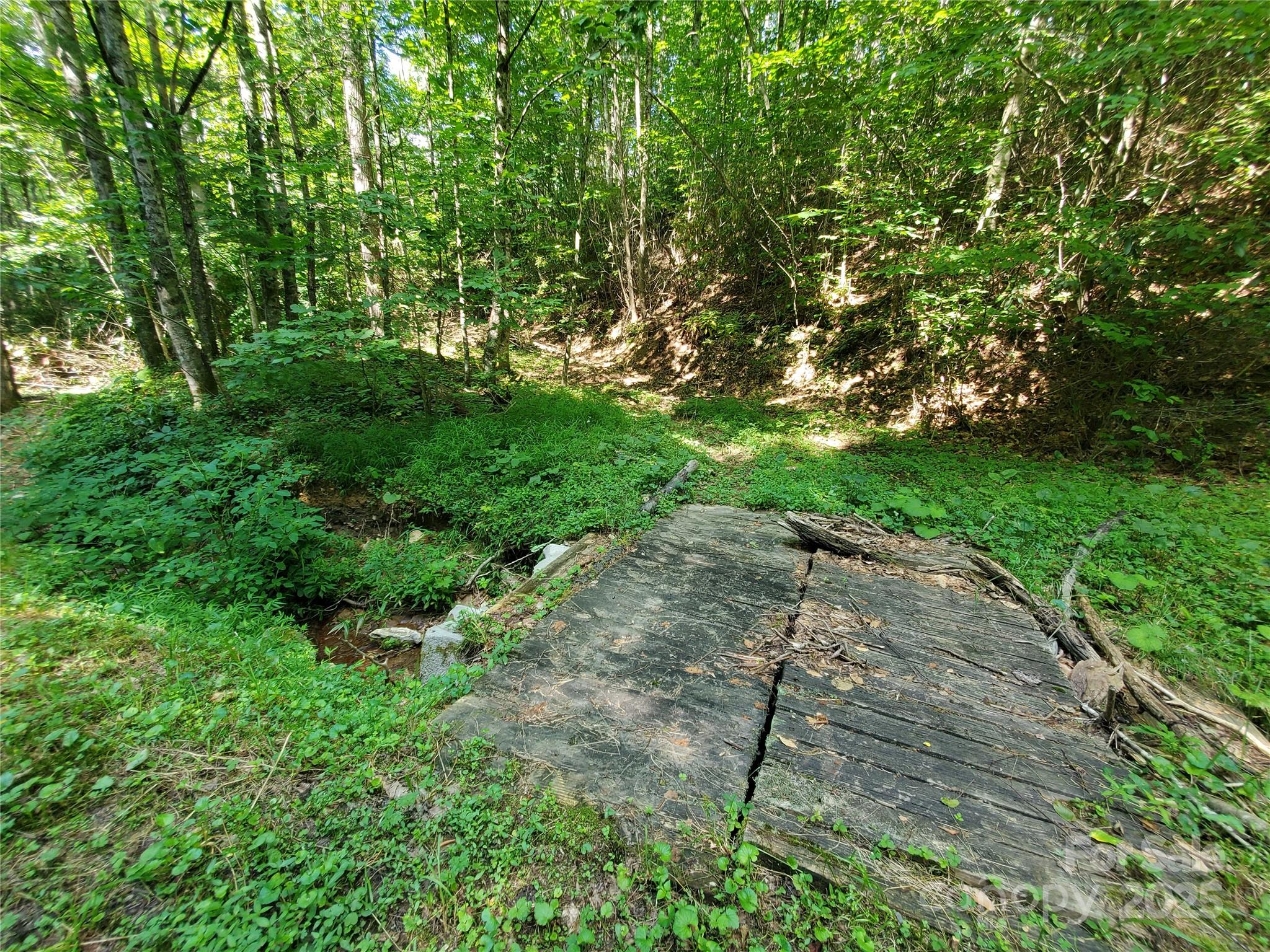 5023 Elk Park Highway — Elk Park
