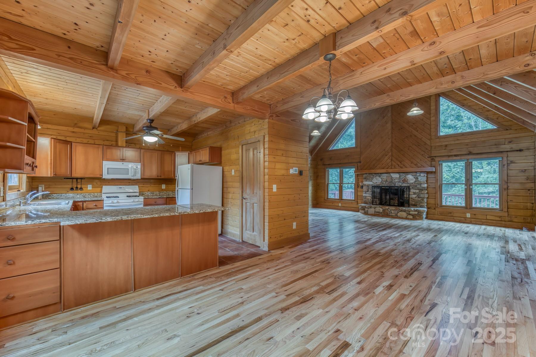5023 Elk Park Highway — Elk Park