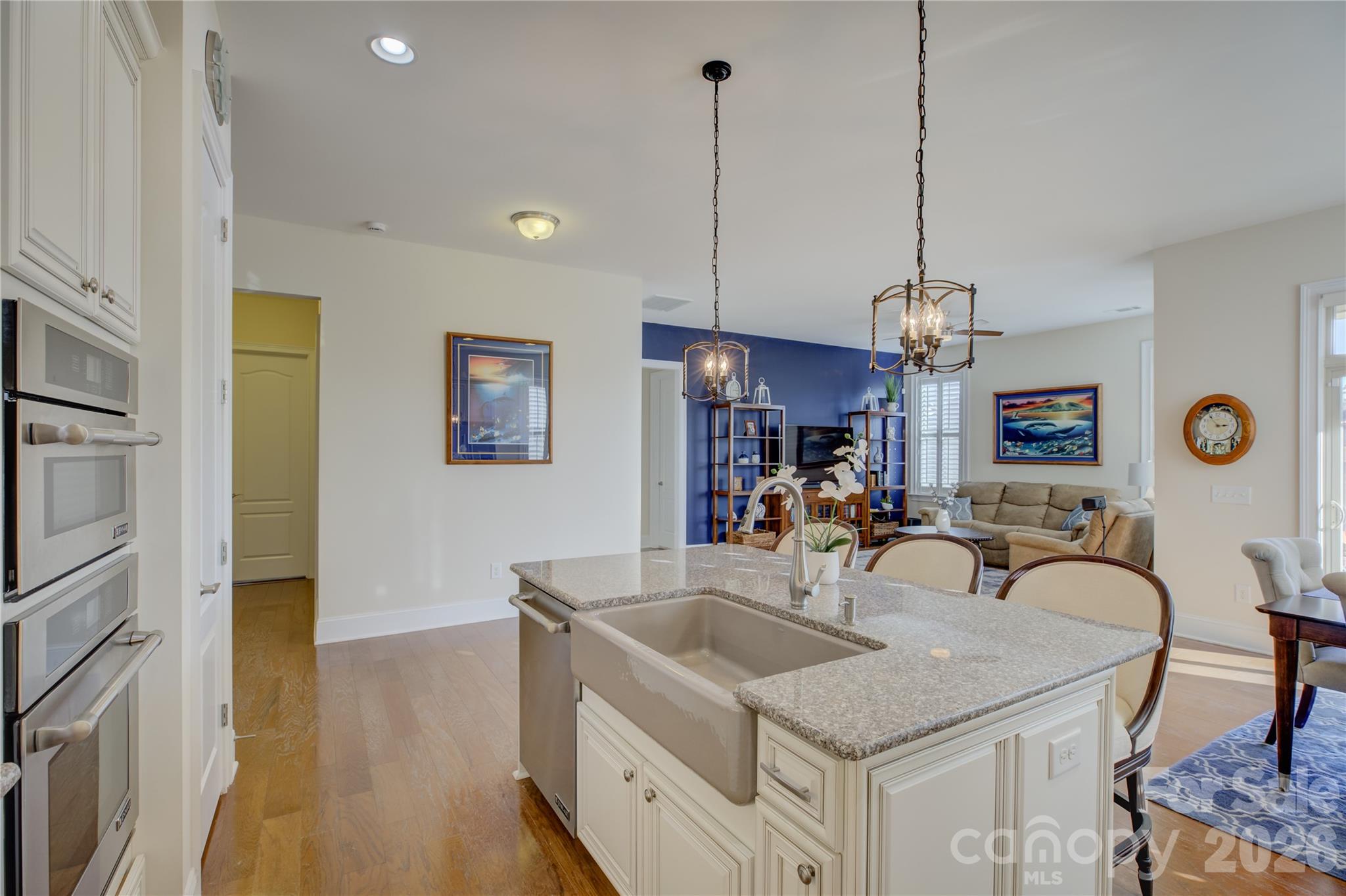 15511 Lake Ridge Road — Charlotte
