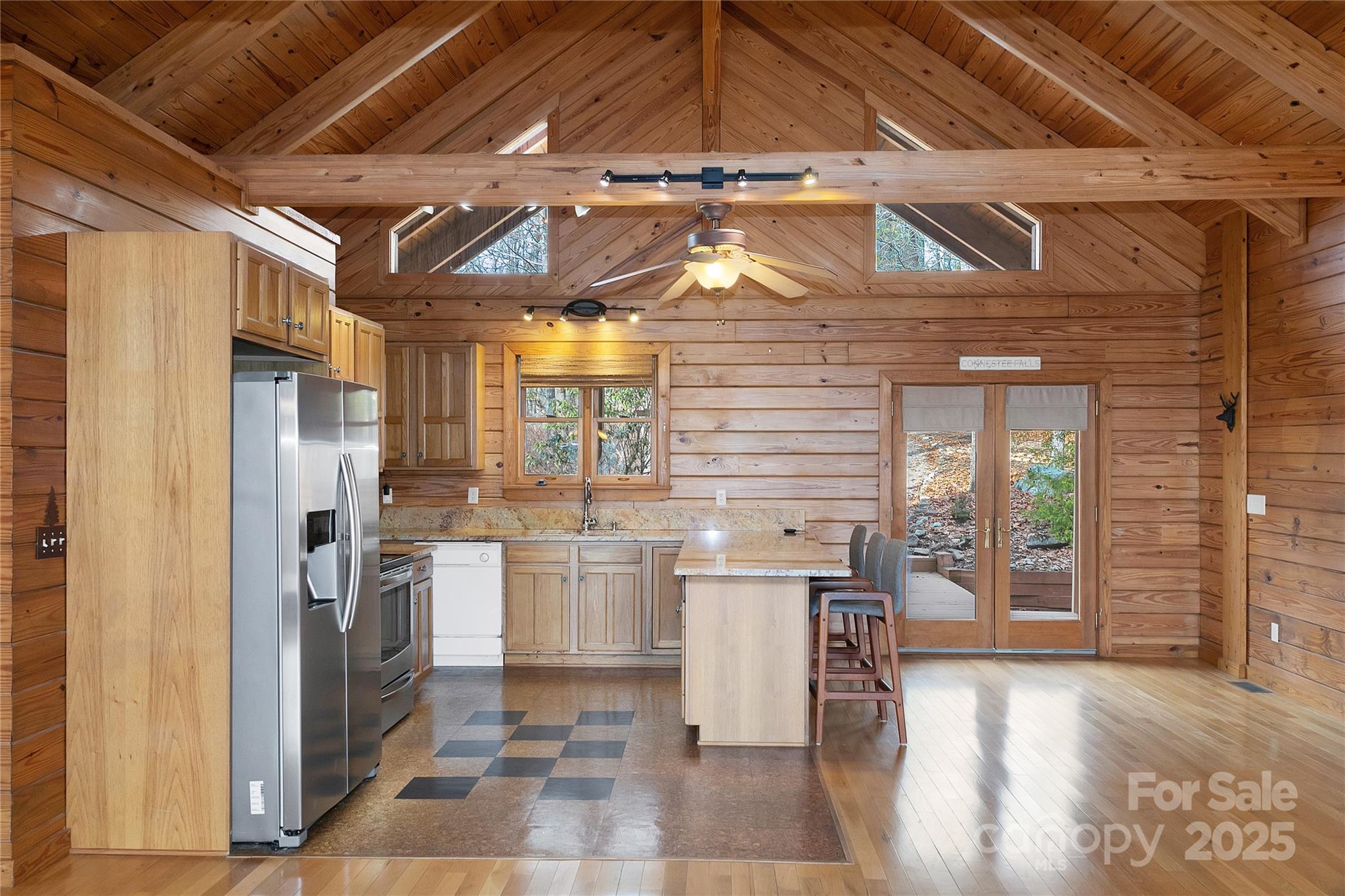 42 Tsitsi Court — Brevard