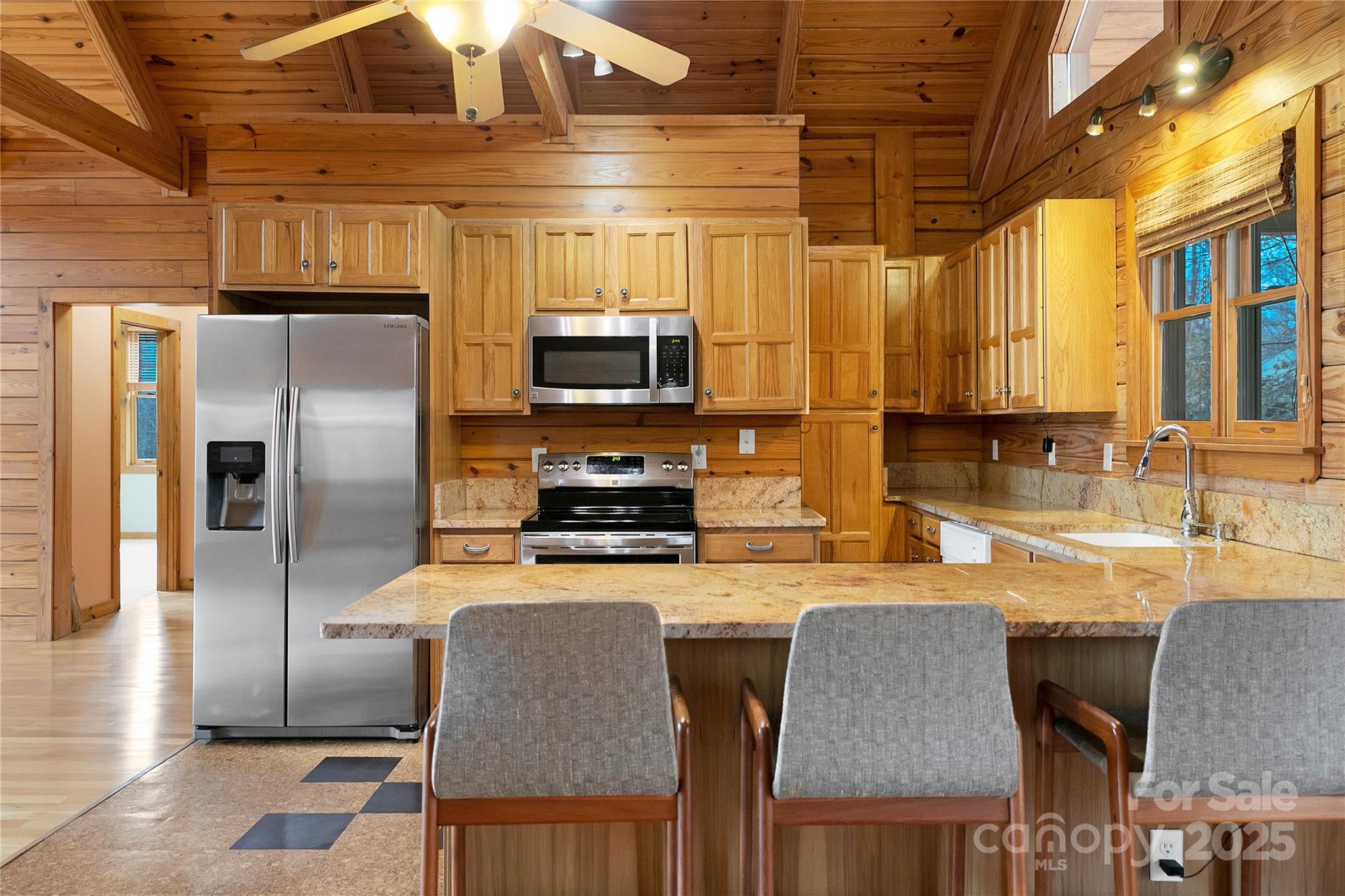 42 Tsitsi Court — Brevard