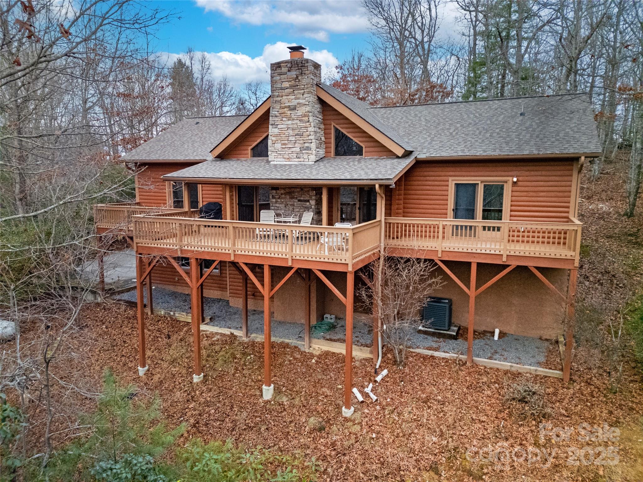 42 Tsitsi Court — Brevard